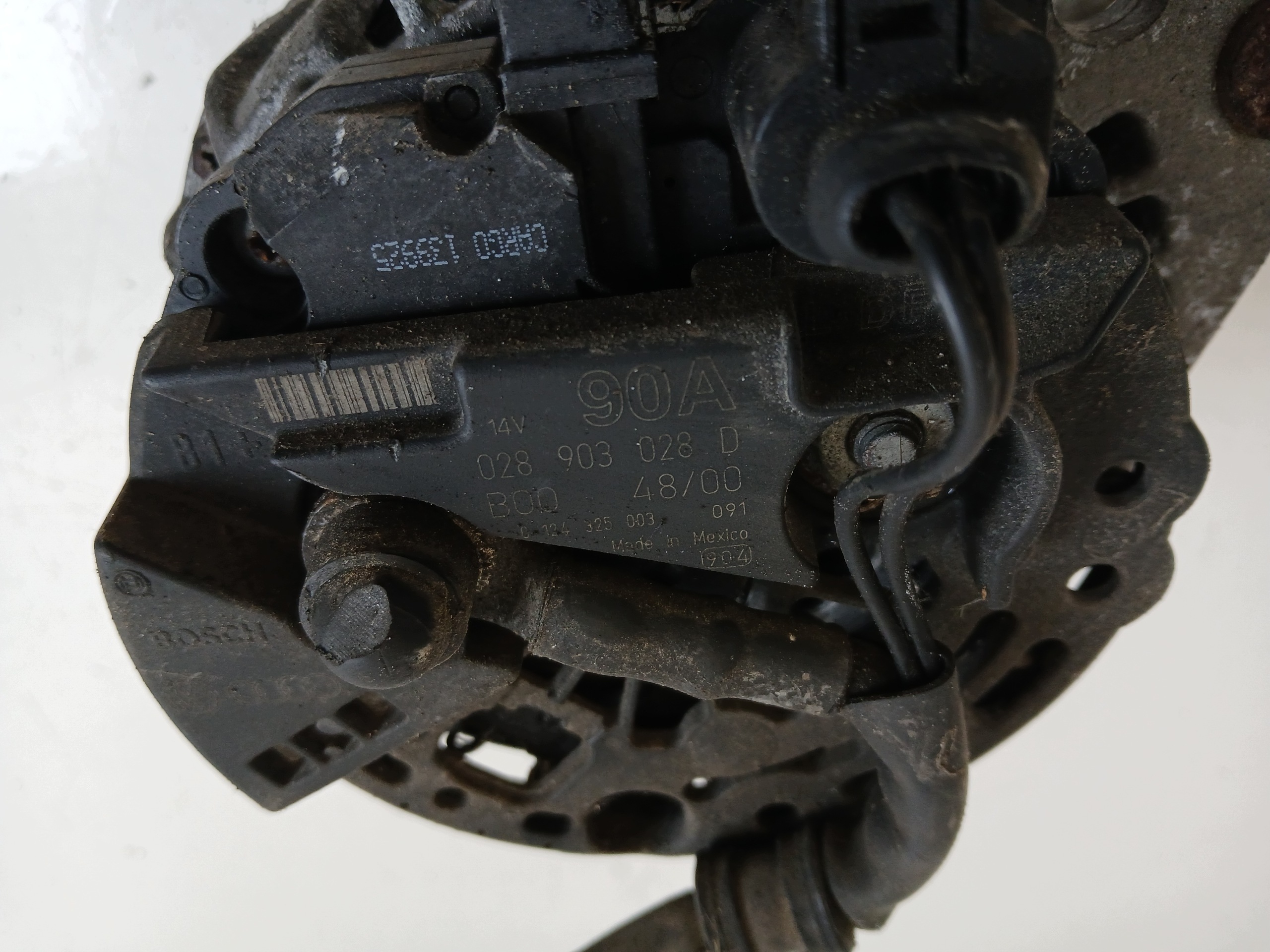 VW GOLF IV AUDI A3 8L 1.6 ALTERNATOR 028903028D 90A