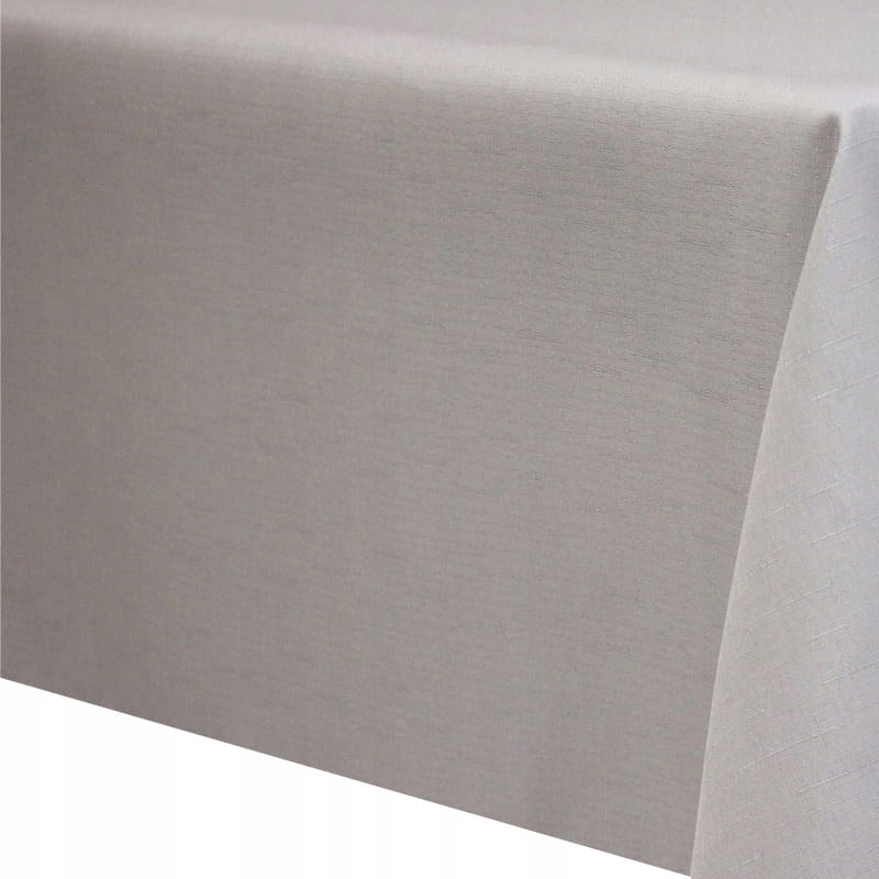 

Zmiana Obszycia obszycie obrusu na zakładkę 1 cm