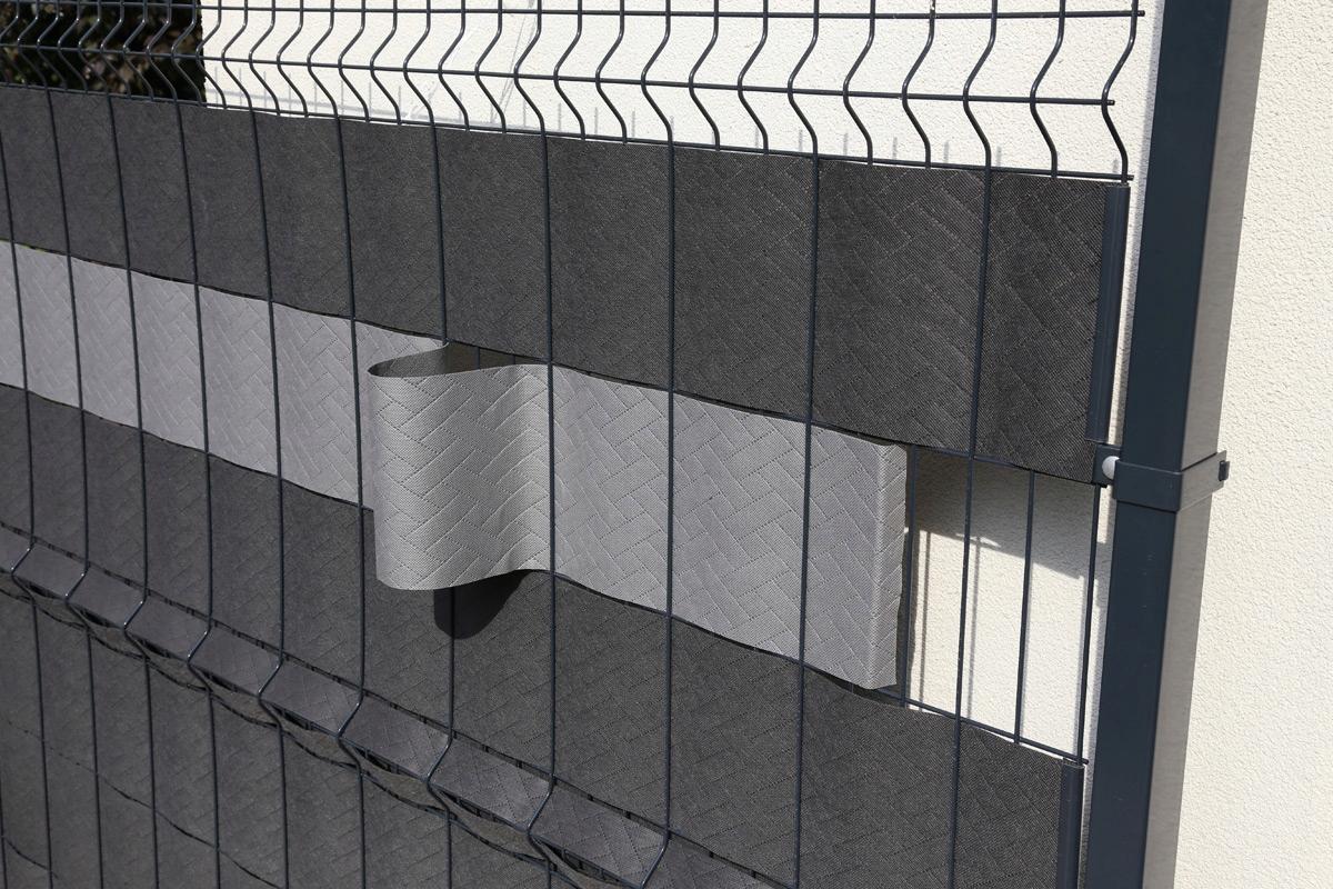 Taśma ogrodzeniowa panel 3D 19,3cm x 26m Osłona