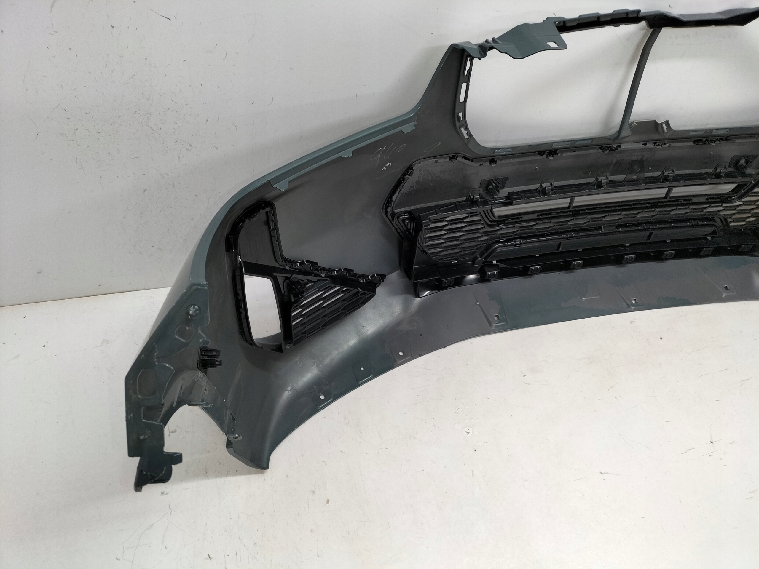 front bumper front BMW X1 U11 22- m-packet
