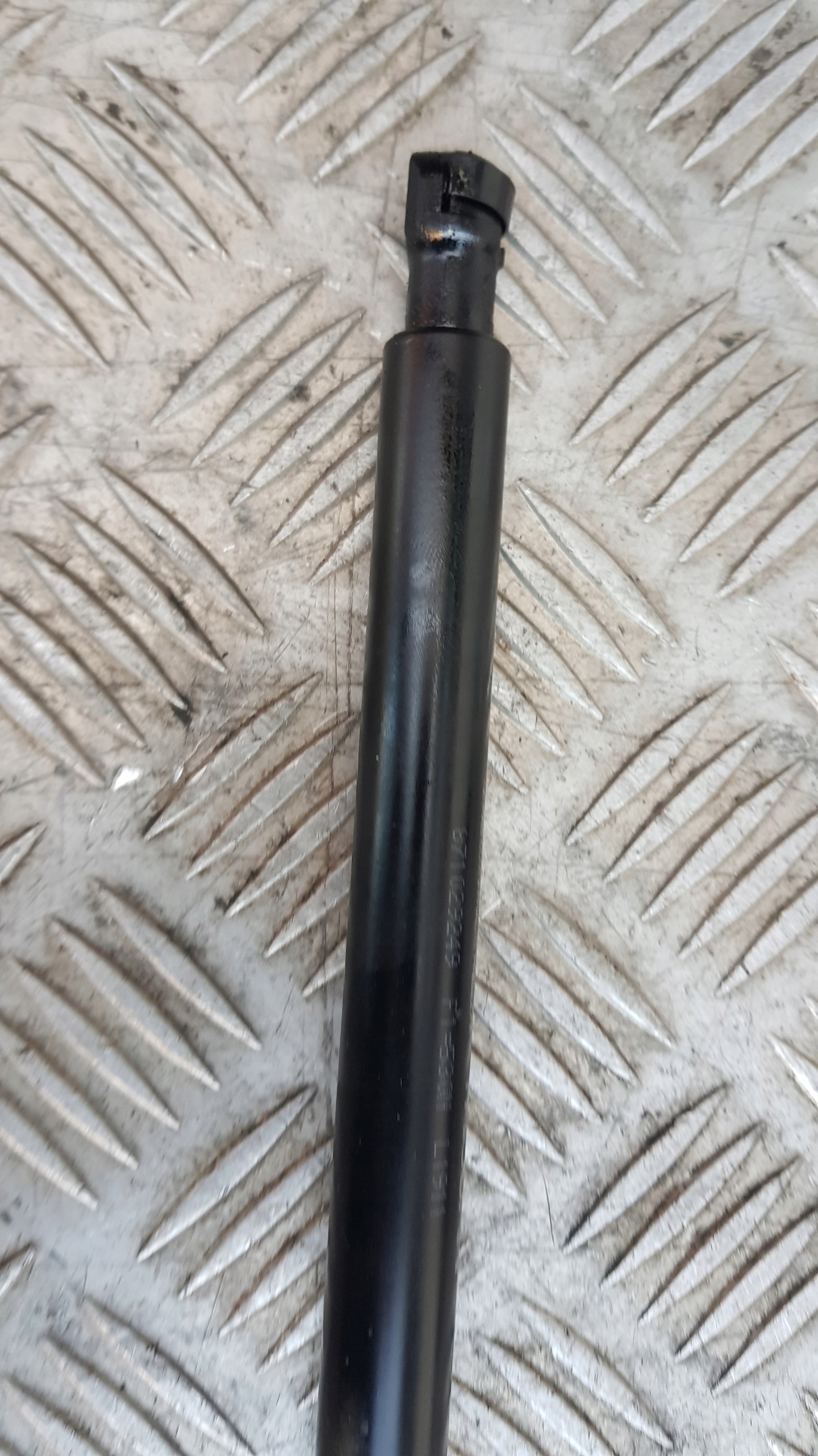 AUDI A4 B6 amortizer haube amortizeri
