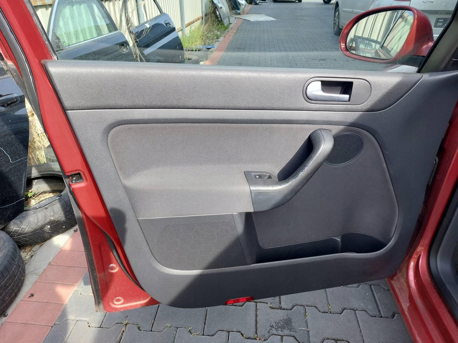 door complete left front VOLKSWAGEN GOLF V plus LA3X
