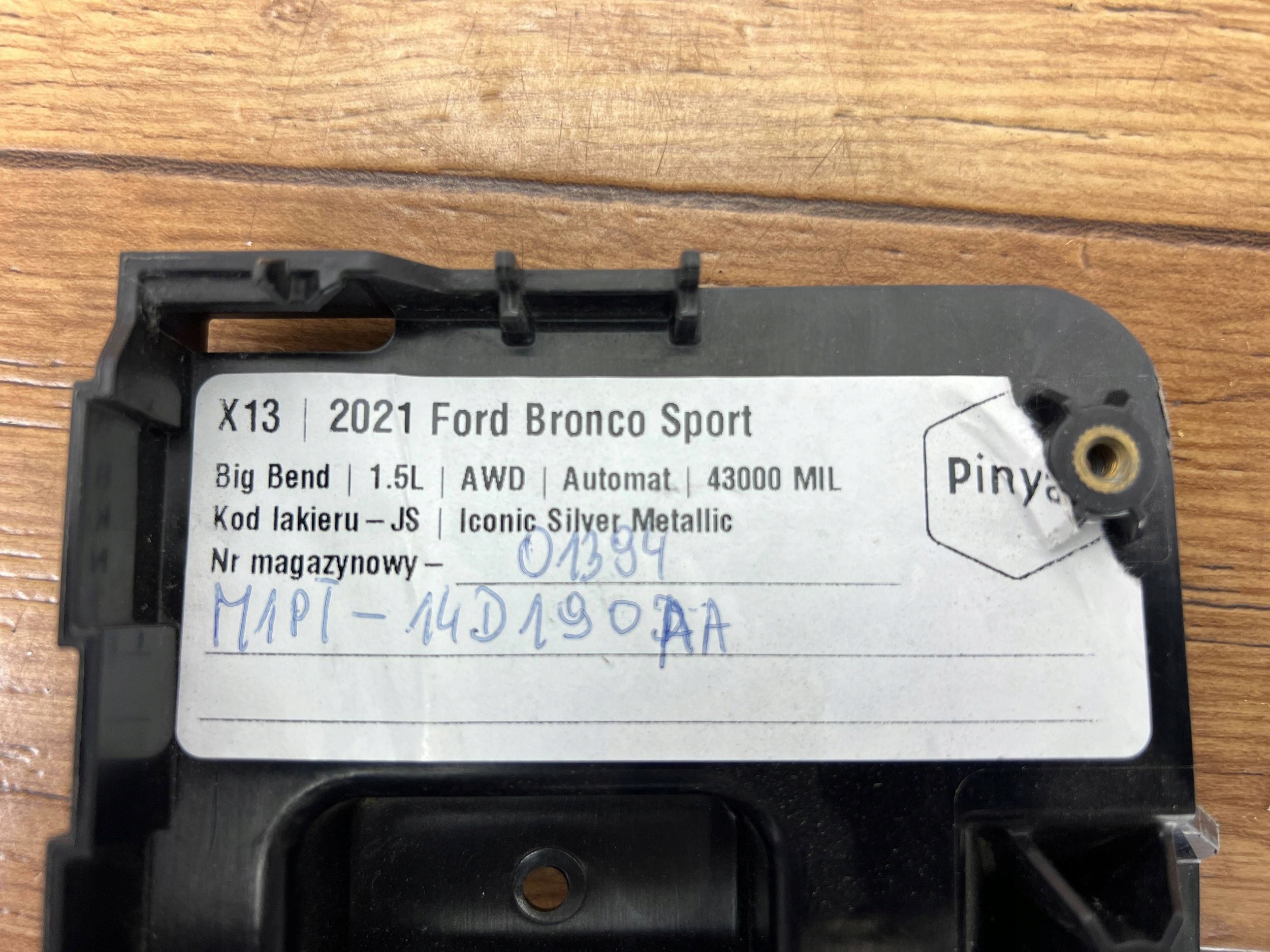 Halter radaru martwego pola Ford Bronco 2021