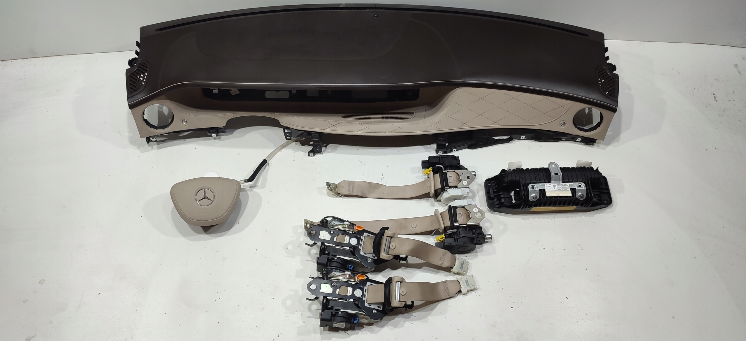 MERCEDES S W222 ТОРПЕДA ПАНЕЛЬ ПРИБОРОВ AIRBAG ПОДУШКИ РЕМНИ