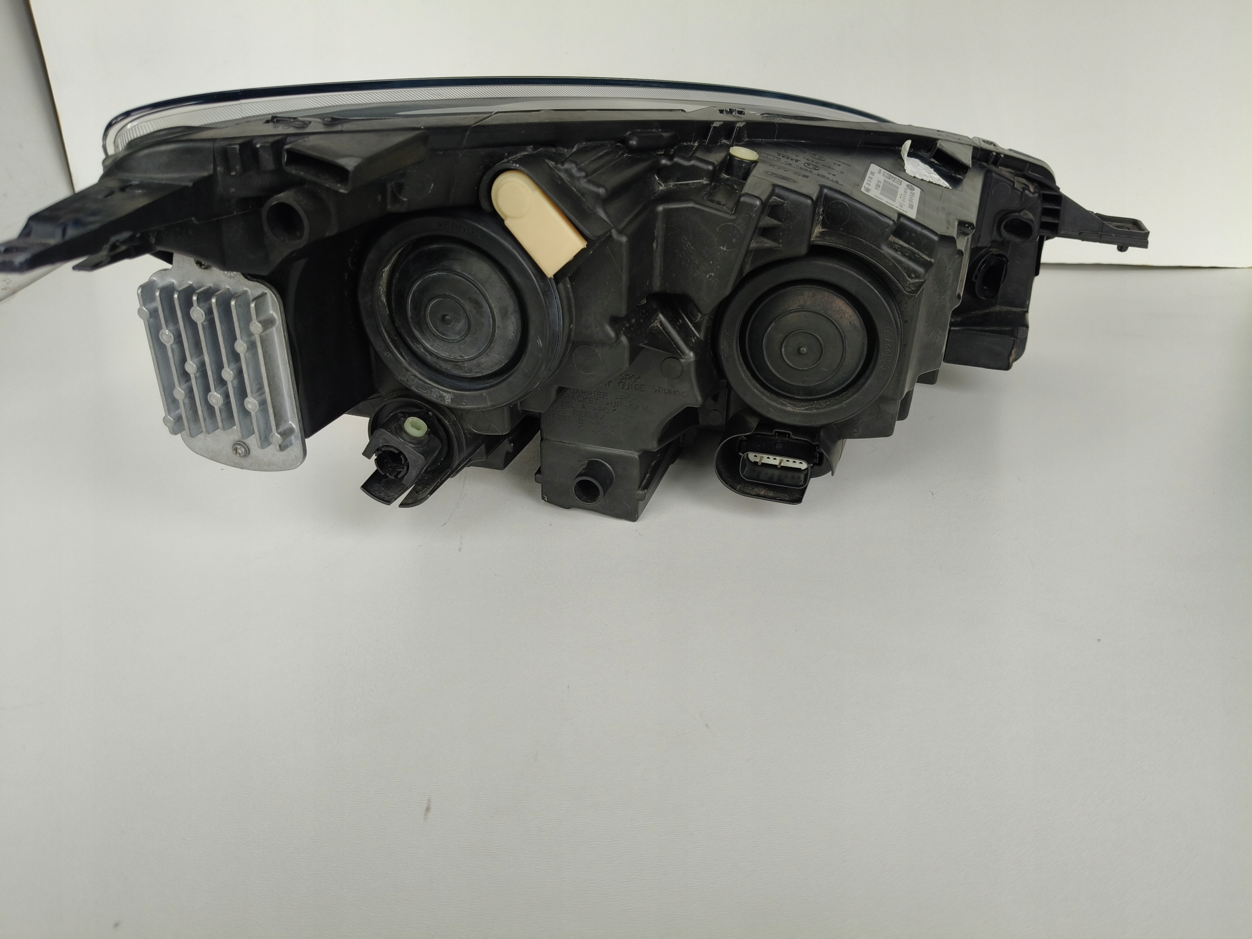 light left REFLEKTOR FORD KUGA MK3 19- LED