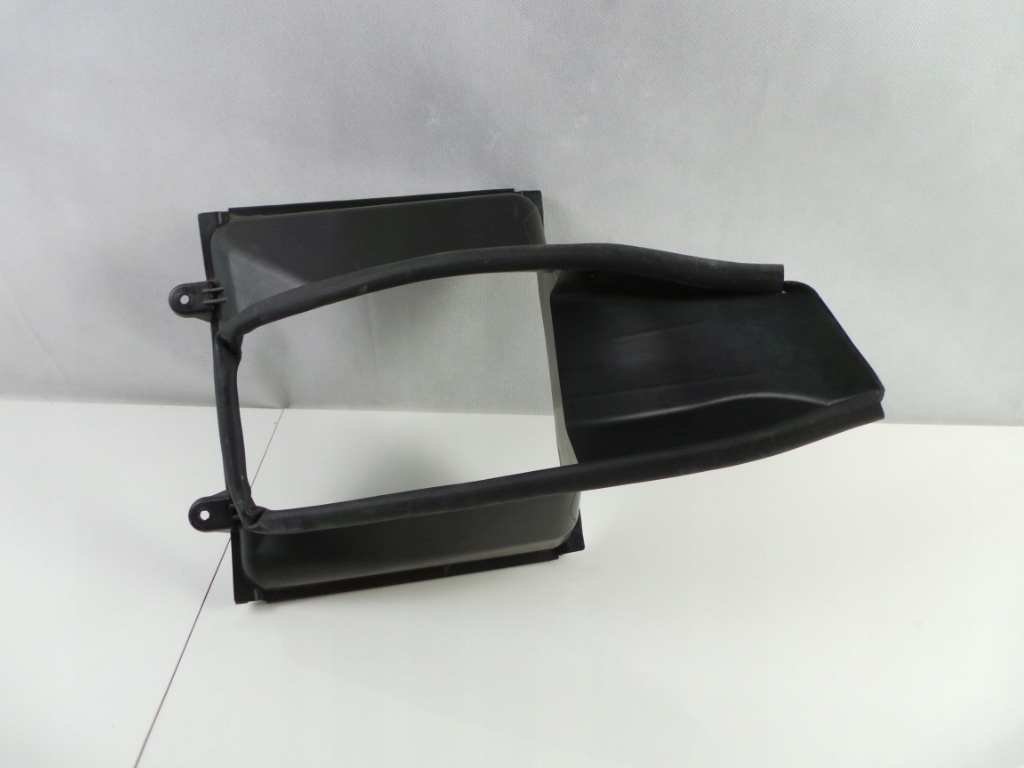 670037774 - Рулевое колесо PoW intercooler P Maserati Quattroporte