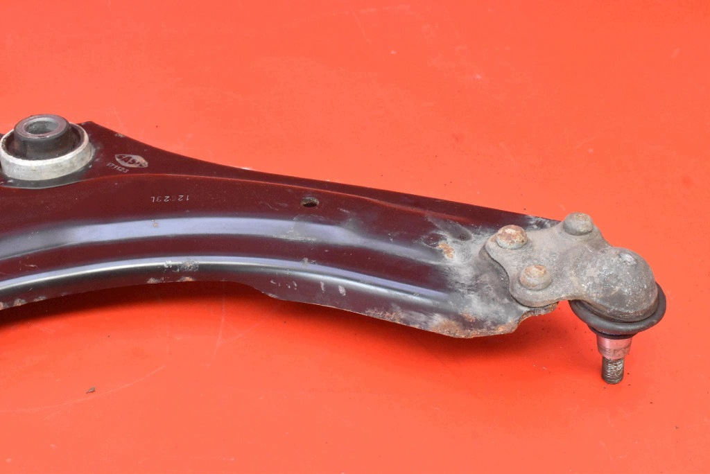 arm left front RENAULT MEGANE SCENIC 3 III 1.6 DCI 130 KM 09-12