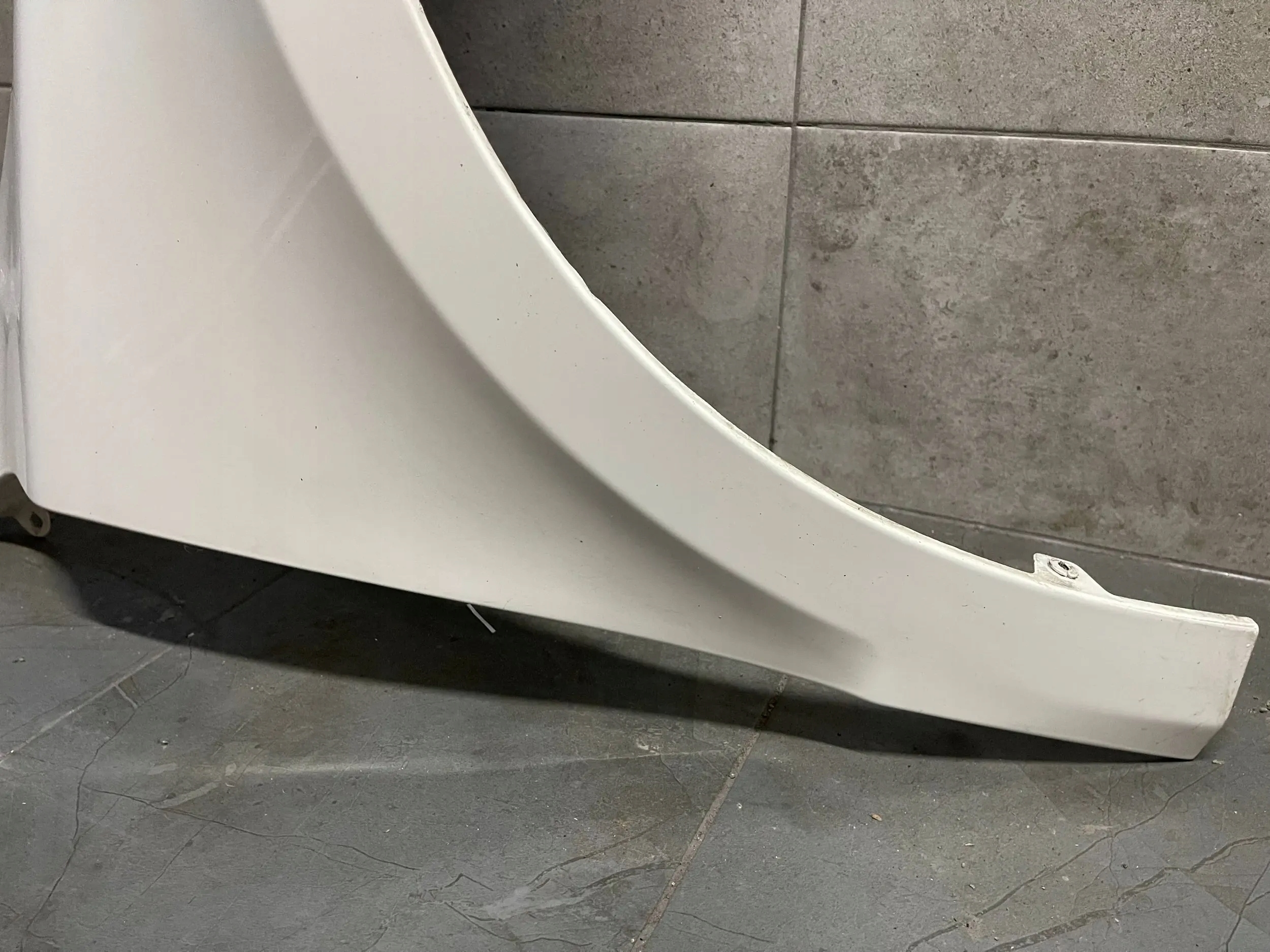 fender front front right Skoda Superb 3T LIFT 13