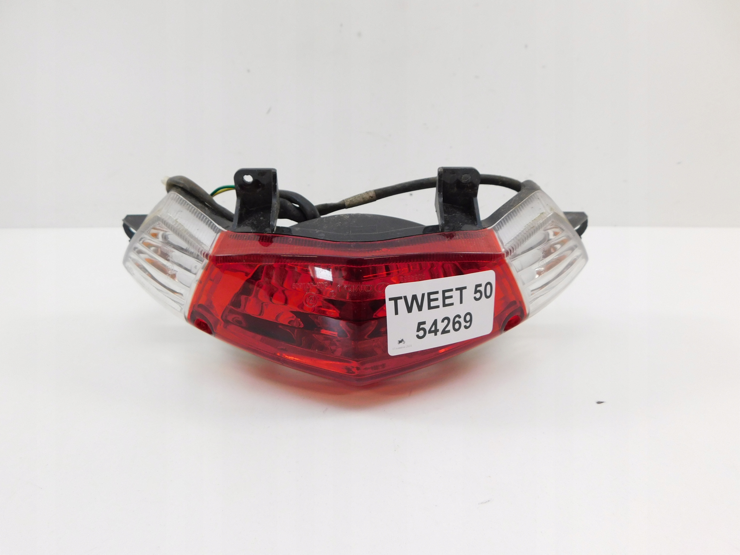 PEUGEOT TWEET 50 LAMPA TYLNA TYŁ