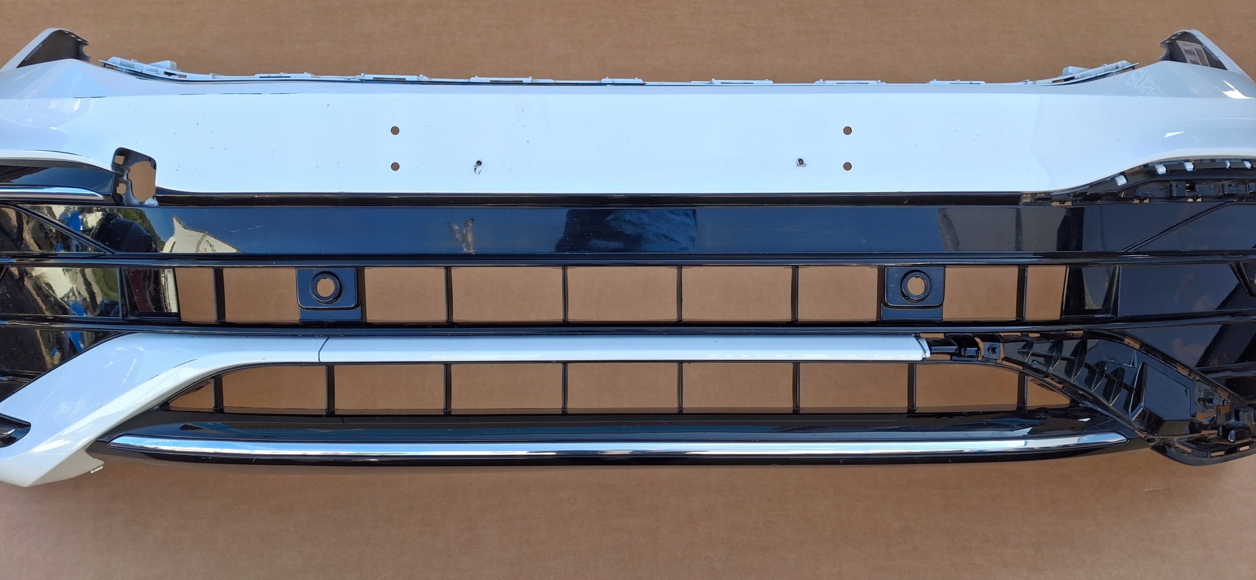 VW TIGUAN 2 II 5NA R-LINE LIFT ZDERZAK PRZÓD PRZEDNI 5NA853677Q Waga produktu z opakowaniem jednostkowym 15 kg