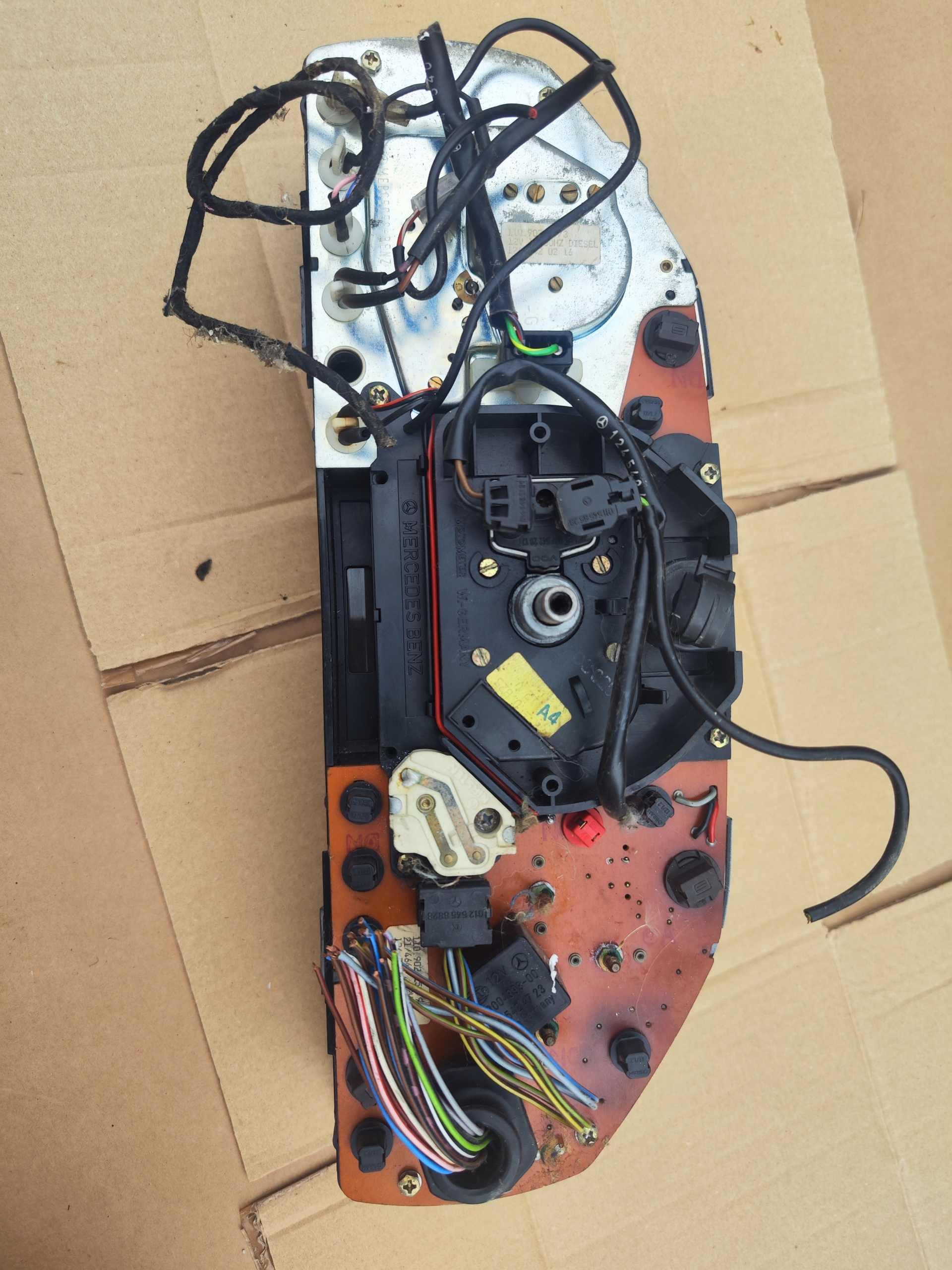 dials clock MERCEDES 1245427206 2.5d diesel 3.0d 300d