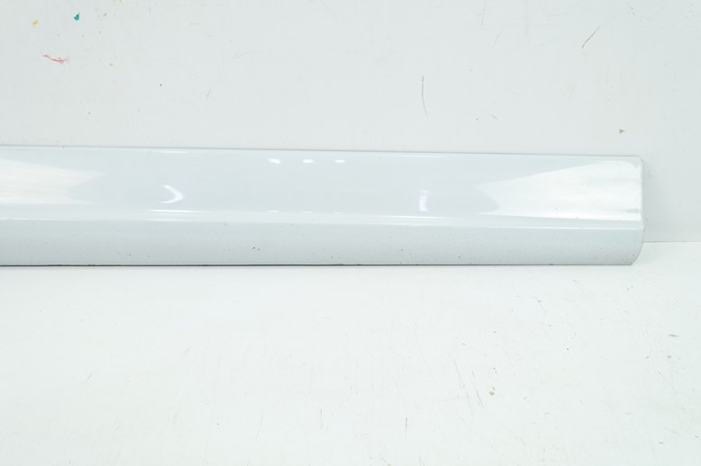 moulding door right front AUDI Q5 SQ5 8R0853960B