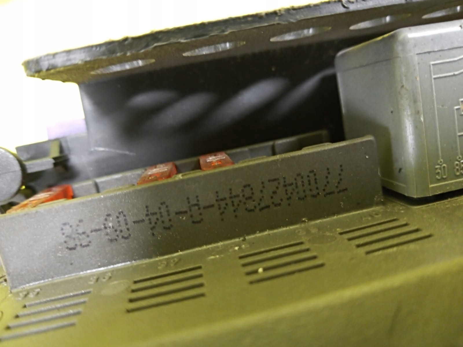 RENAULT LAGUNA module compartment BSI 7700427844-A-0