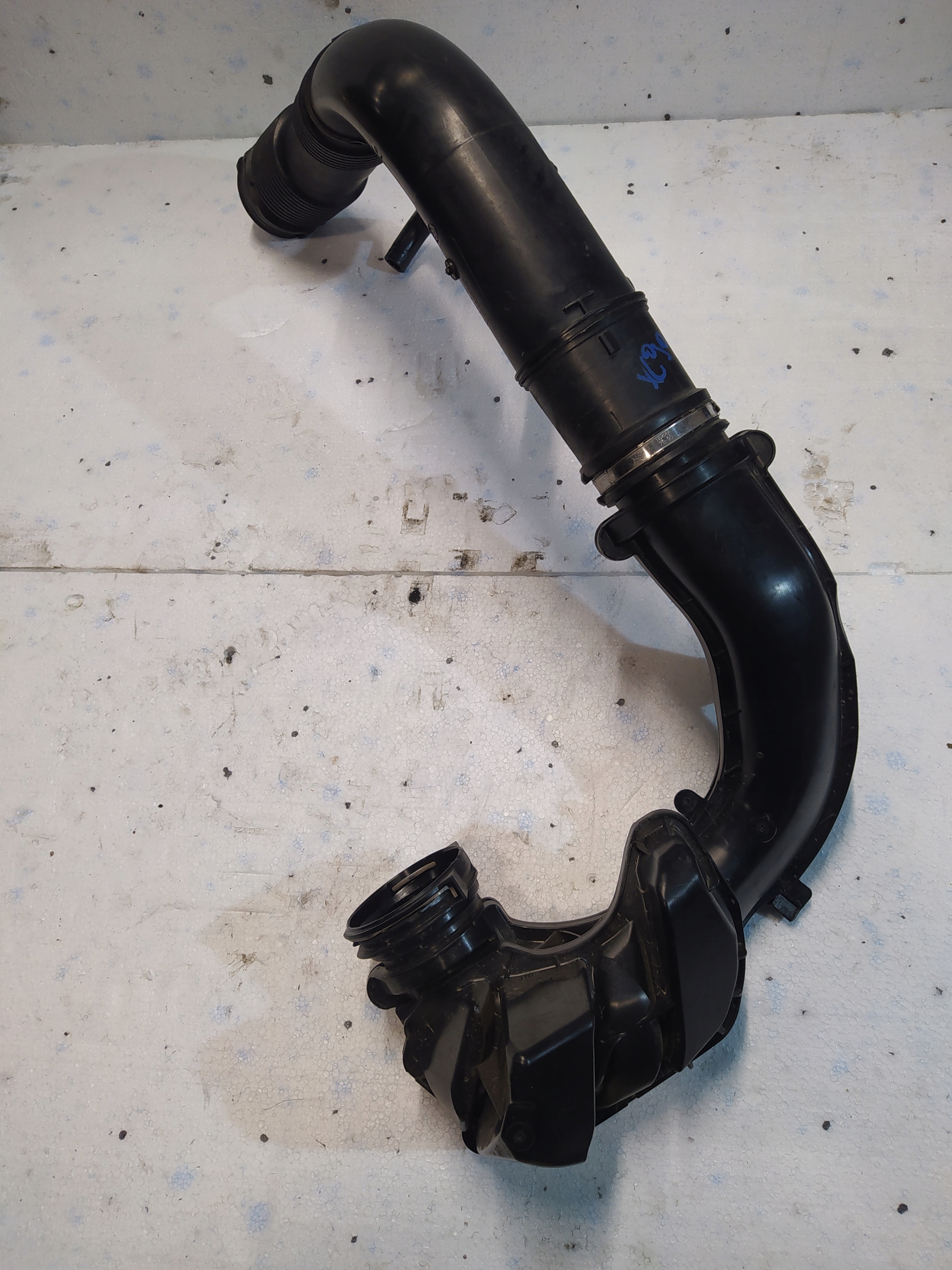 VOLVO RURA WAZ INTERCOOLERA 2 0d XC90 31370120 Part number 31370120