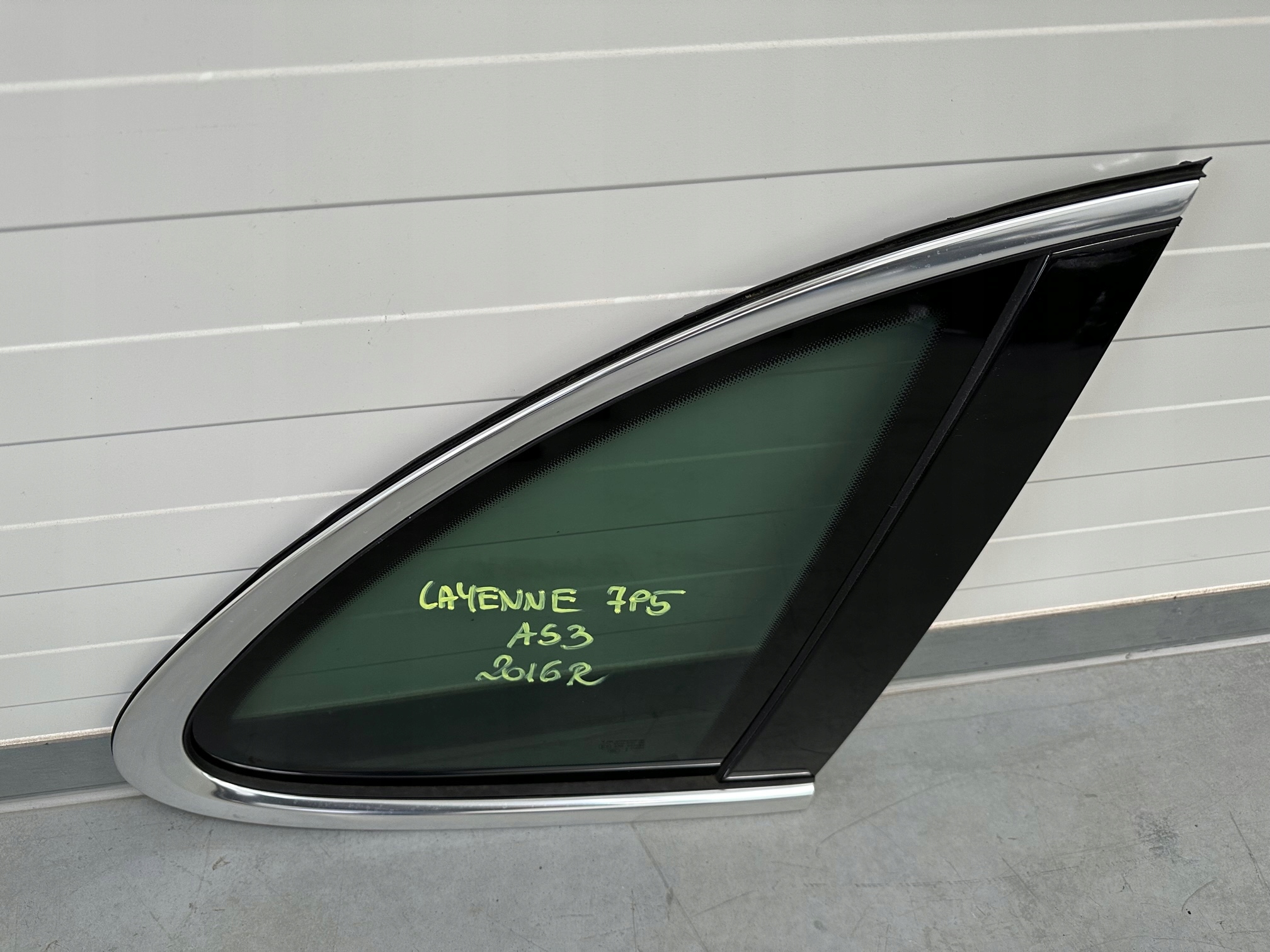 SZYBA KAROSERYJNA PRAWA PORSCHE CAYENNE 7P5 AS3 7P