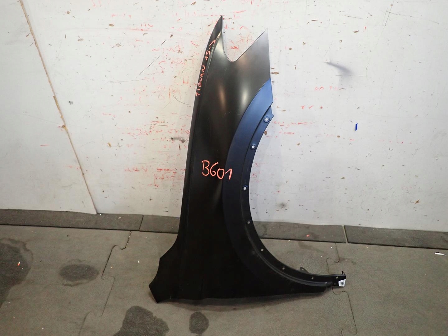 fender front front right VW TIGUAN II 2015- new original