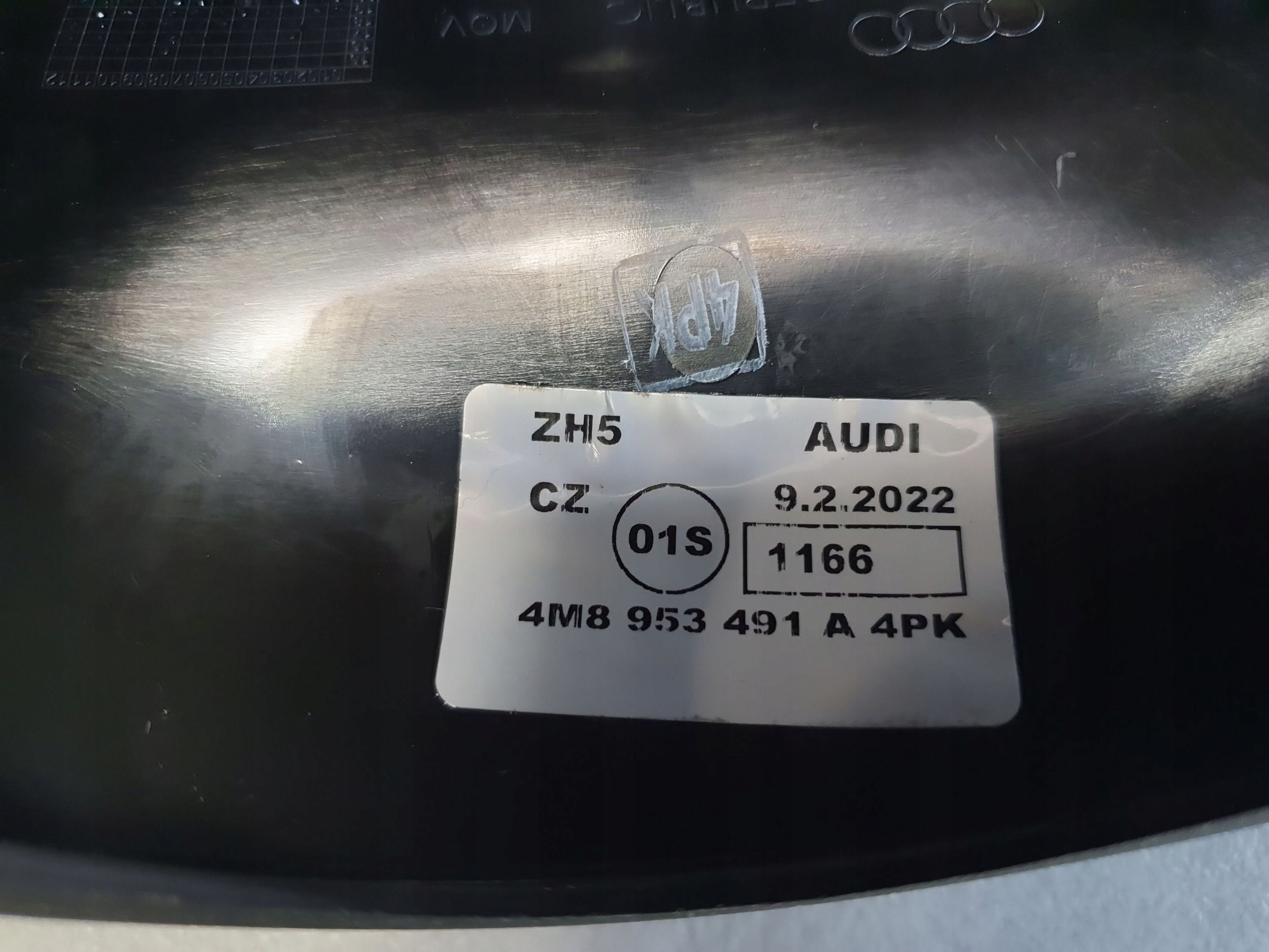 Audi Q8 Blende Abdeckung der Lenksäule lenkrad 4M8953516D