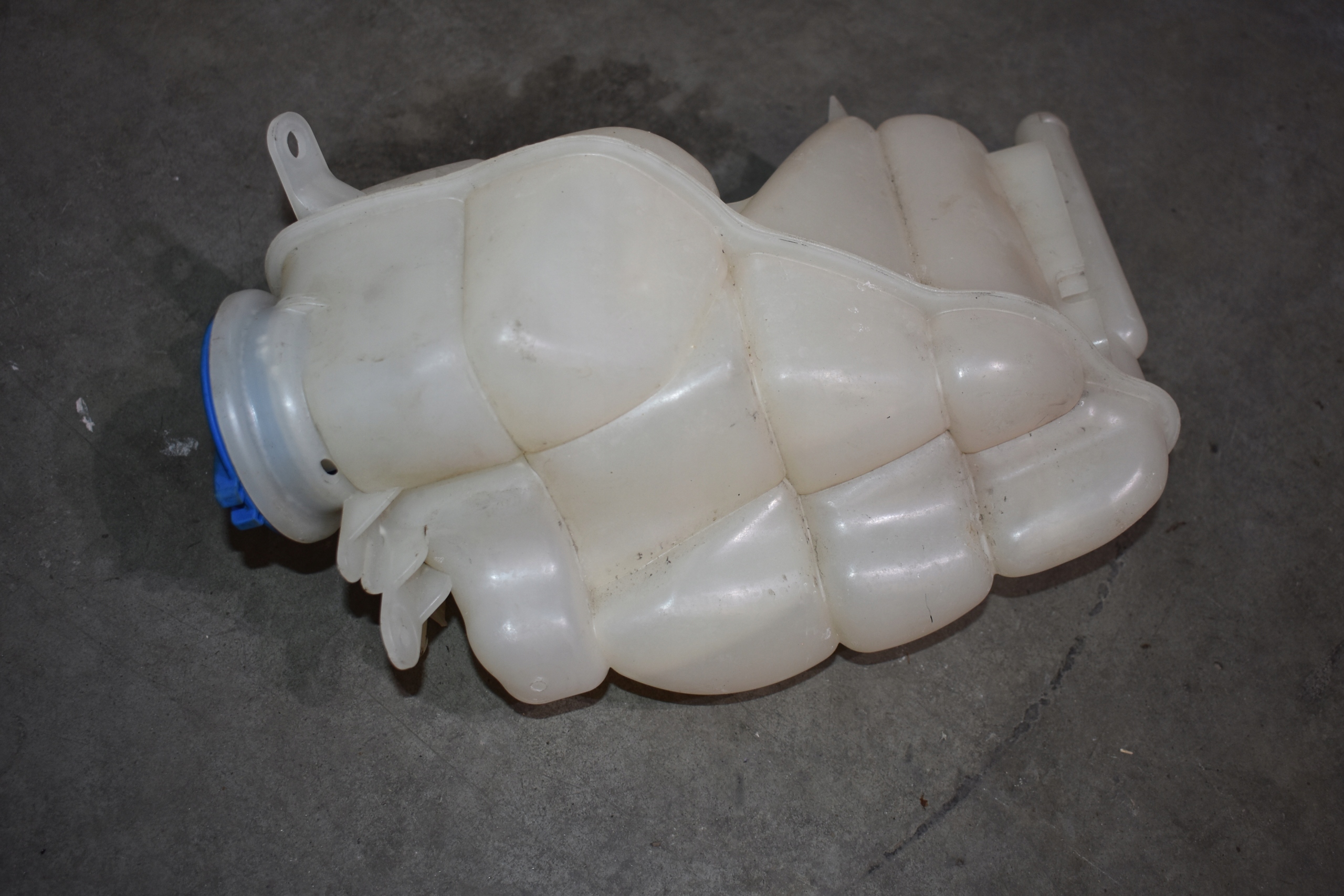 IDEALNY serbatoio LIQUIDO PORSCHE PANAMERA 971 HYBRYDA 1
