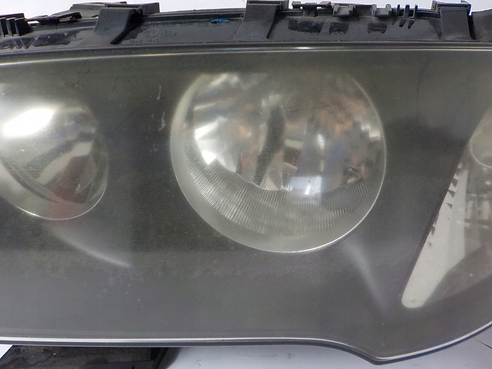 BMW X3 E83 light left front front UK