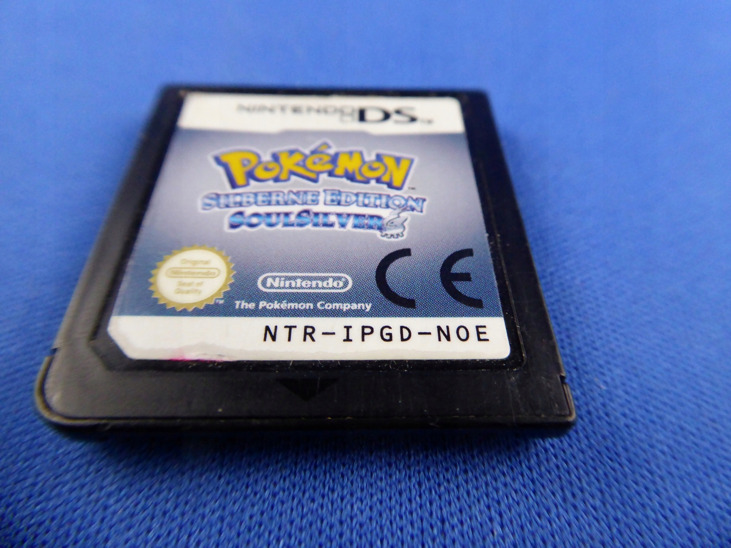 POKEMON SILBERNE EDITION SOULSILVER dyskietka bdb- NINTENDO DS Wersja gry pudełkowa