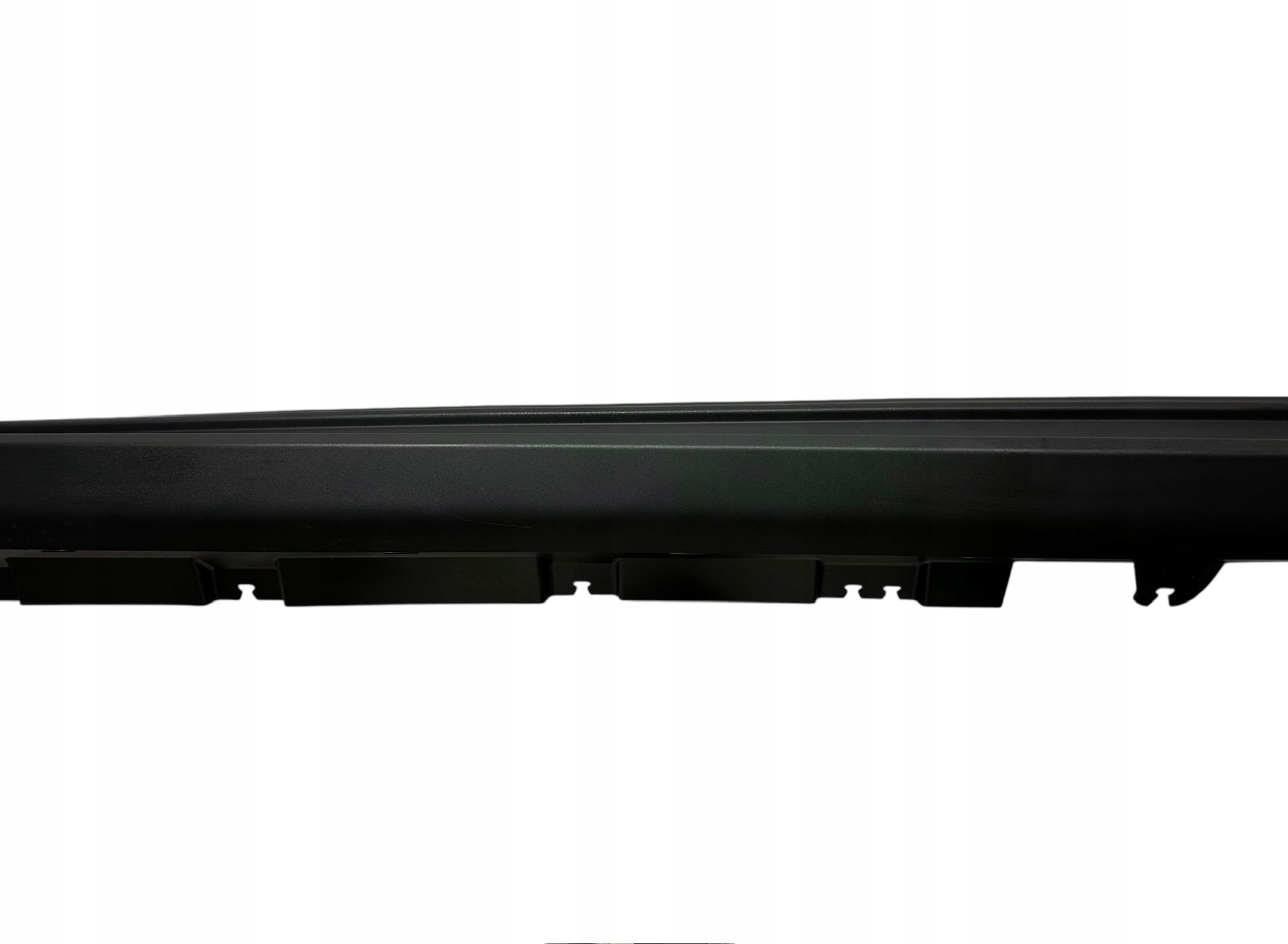BMW XM G09 moulding threshold threshold cap LH 51779450909