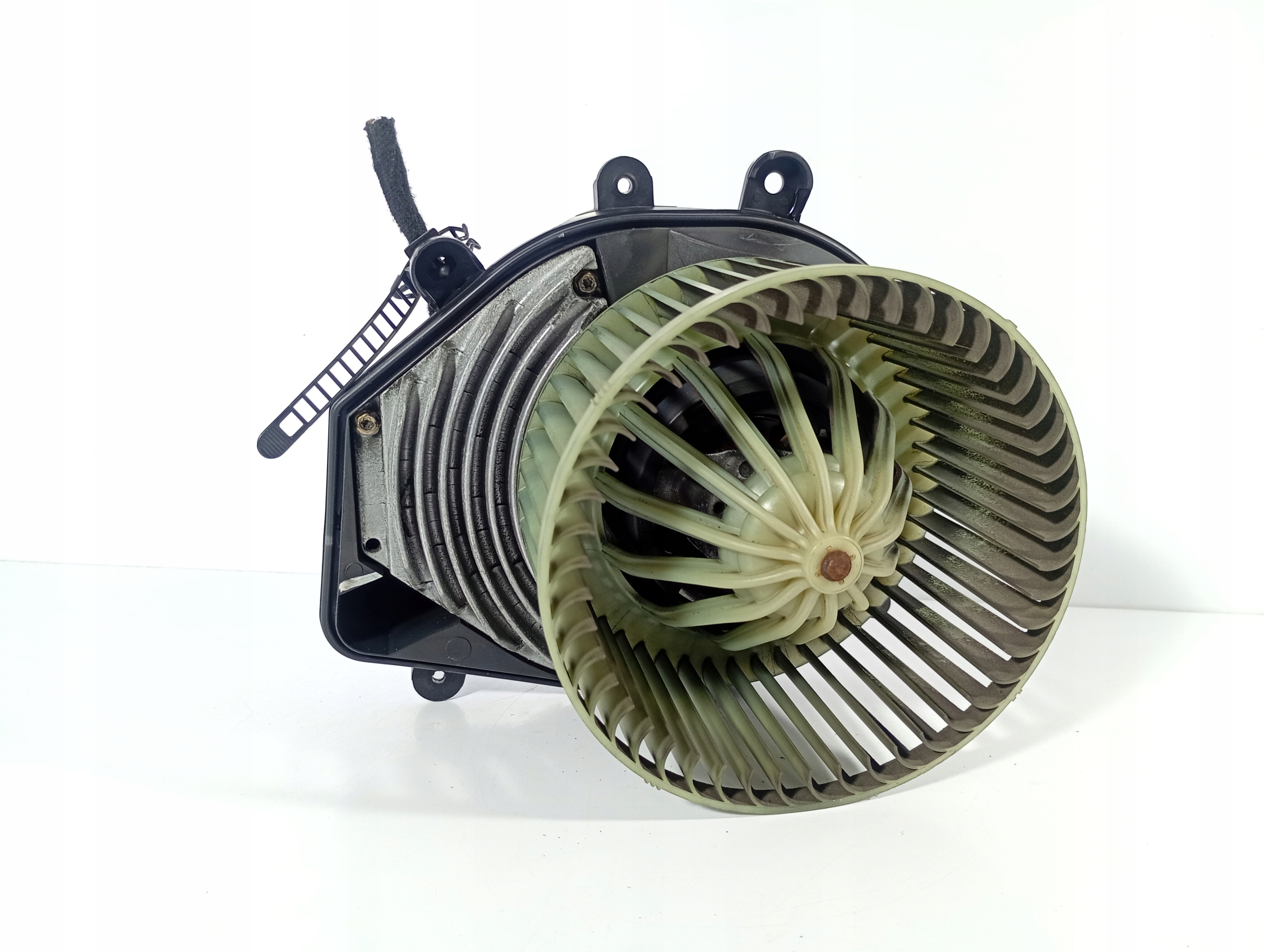 VW PASSAT B5 FL 00-05 Lüfter DMUCHAWA des lüfters OE 8D1820021