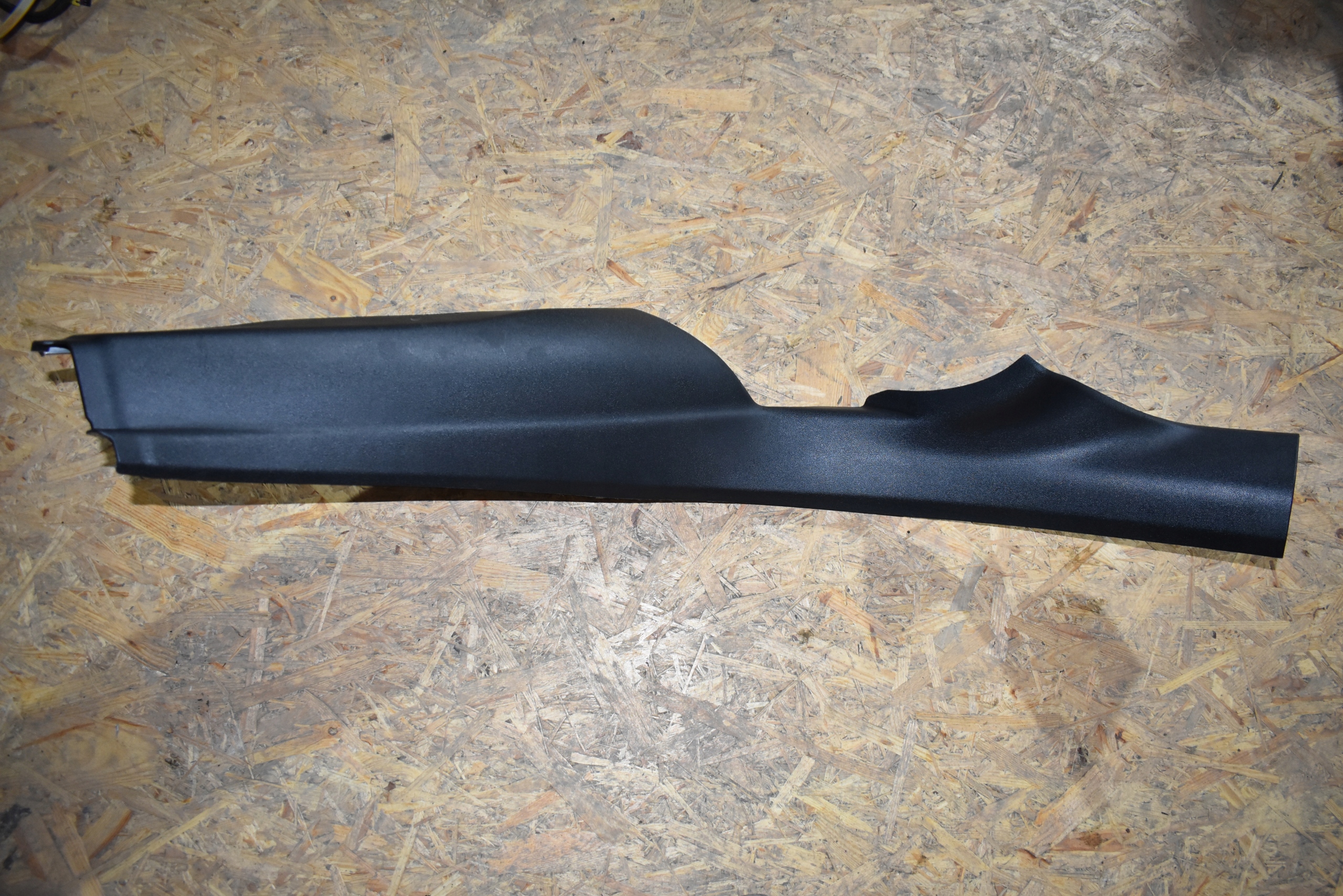 IDEALNA cover SLUPKA rear right AUDI A5 B10 1