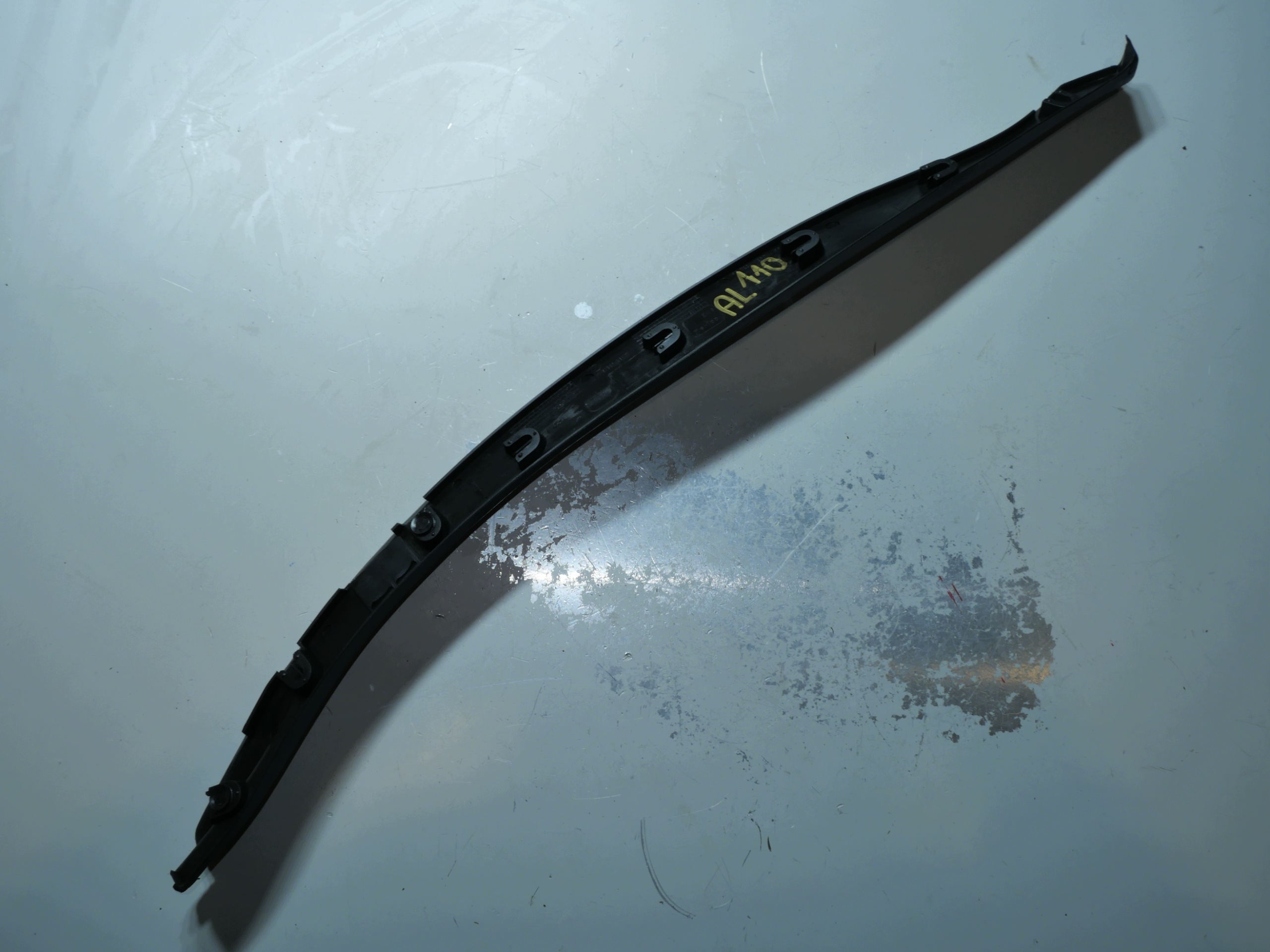 VW GOLF V moulding door 1K5837381F
