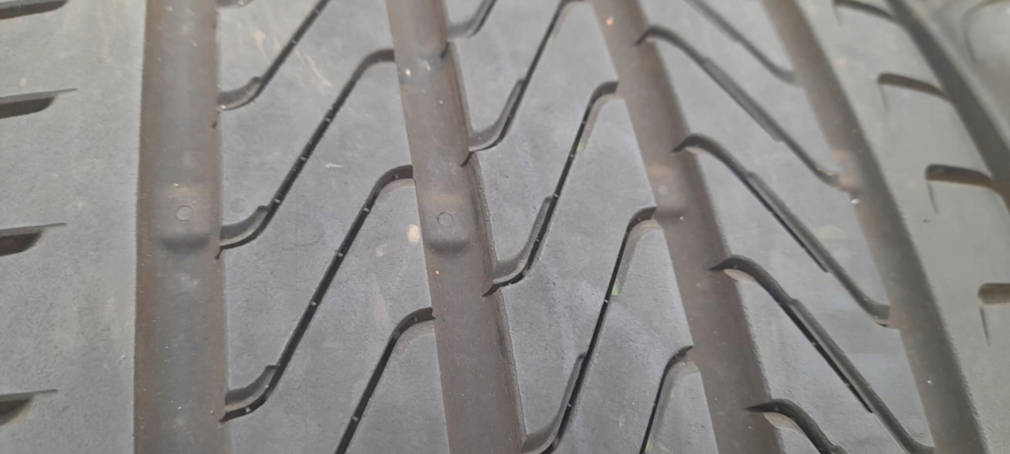 CONTINENTAL PREMIUM CONTACT C 235/50R19 99V
