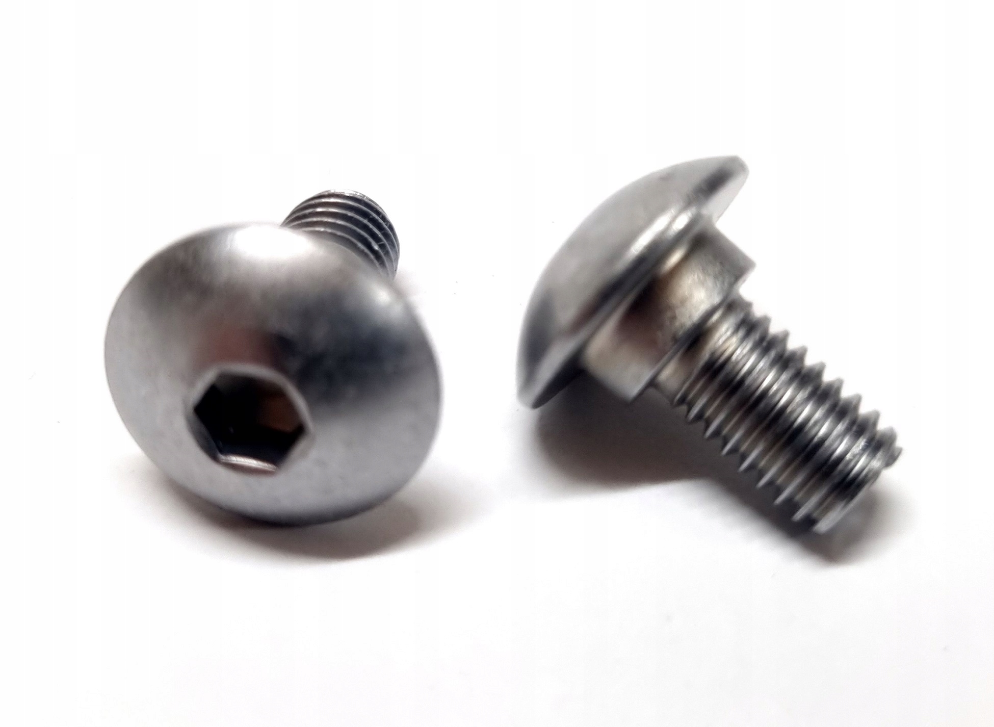 

Śruba M6x12 Owiewki Suzuki Gsr Sfv Gsf Gsx Vzr Vz