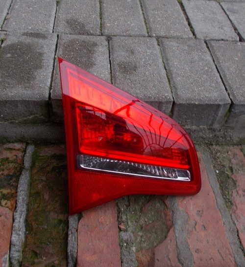 OPEL MERIVA B 10- LAMPA TYLNA LEWA KLAPA ORYGINAŁ