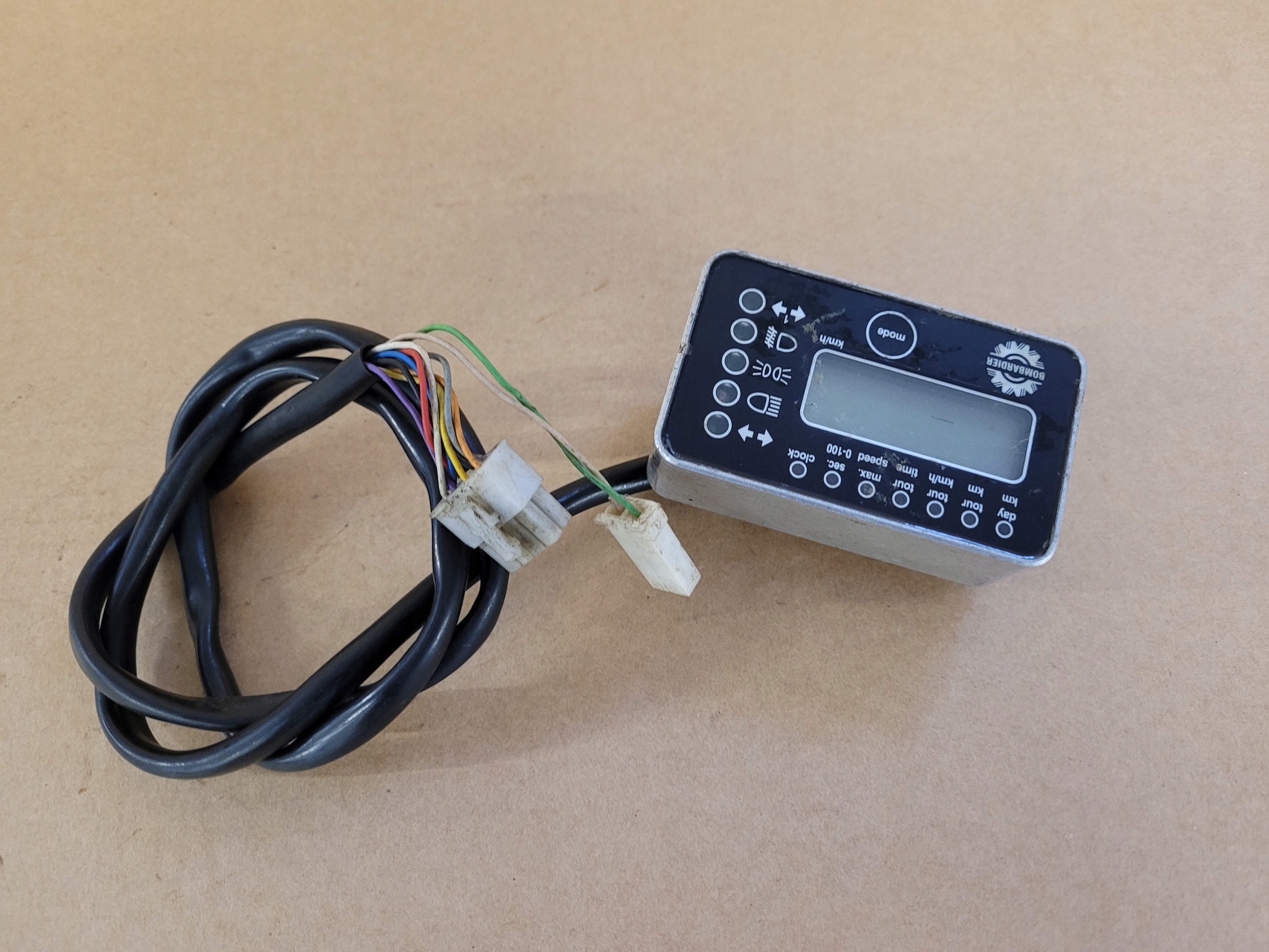 Licznikjjj66232 - Bombardier лічильник таймер