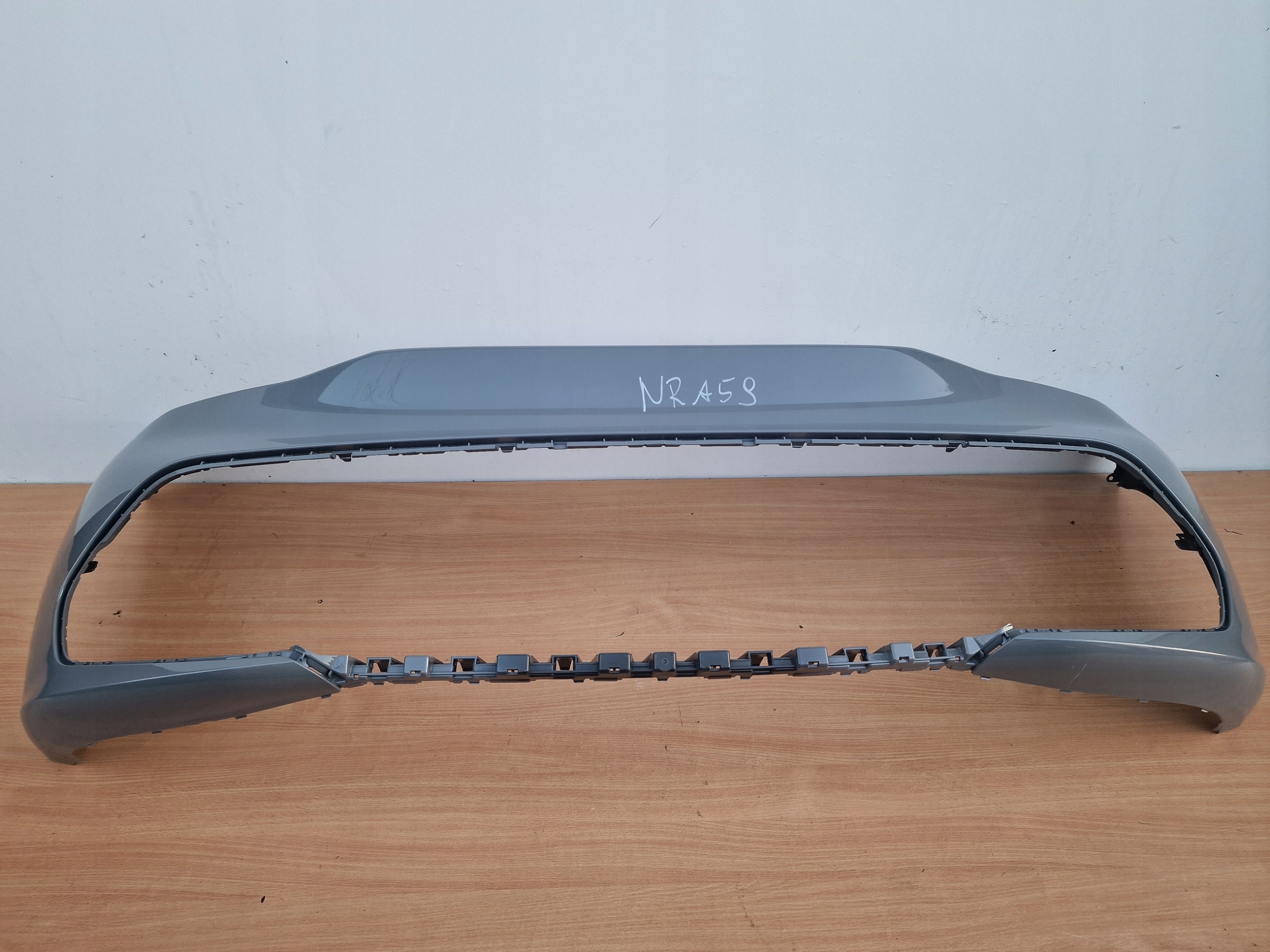 SEAT CUPRA BORN bumper front cap new ORG