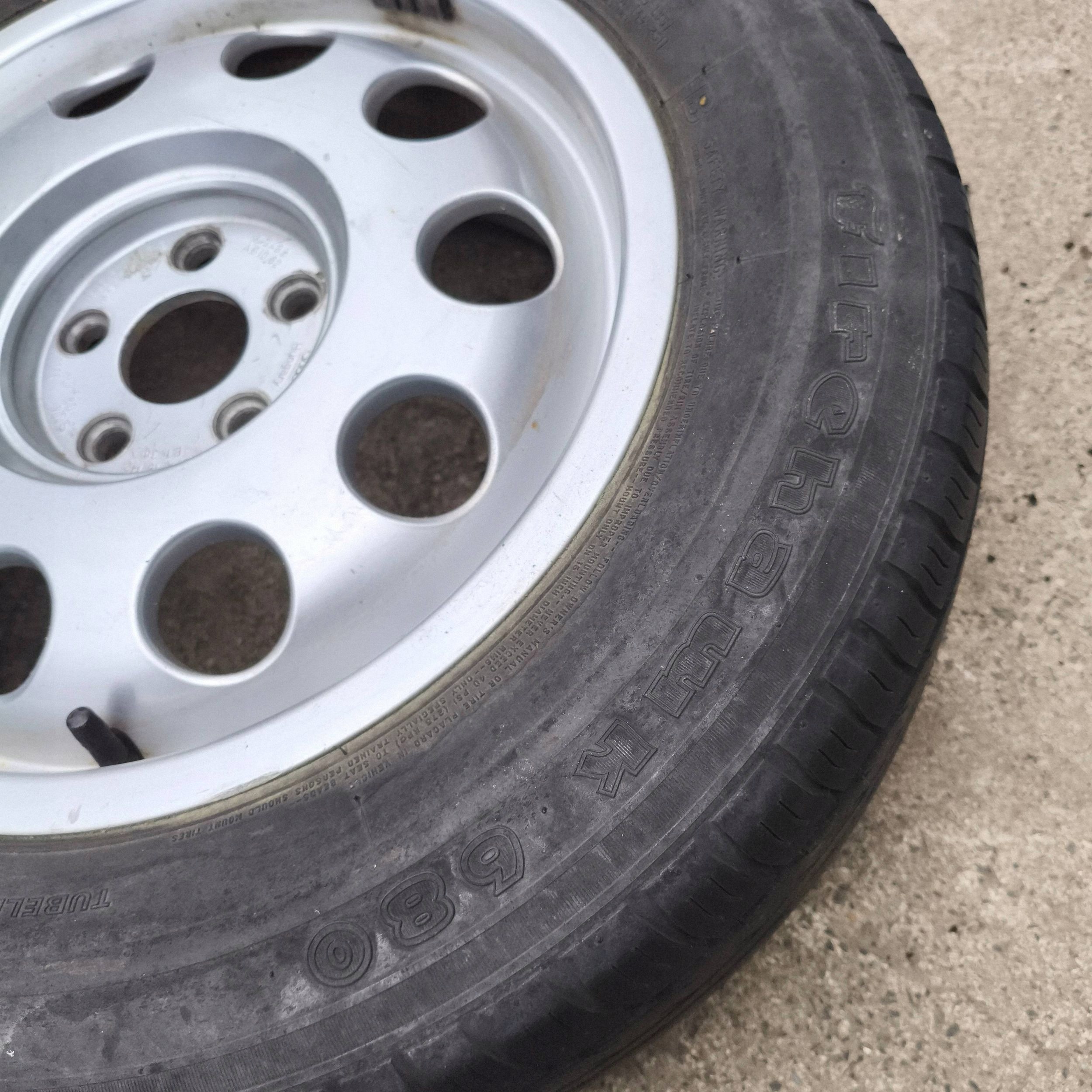 disc 15 Audi A3 S3 8L 2002 (tyre gratis)