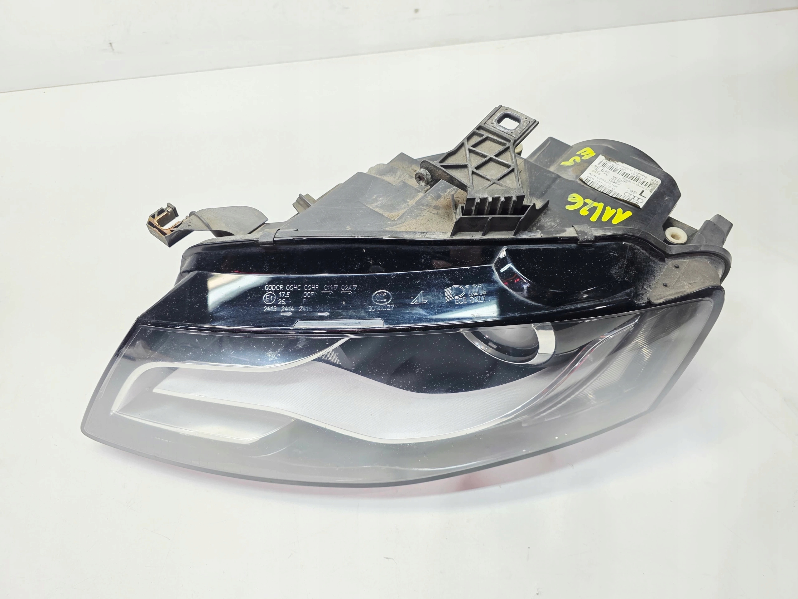 REFLEKTOR light left front BI XENON LED AUDI A4 B8 8K0941029C EU 11/26