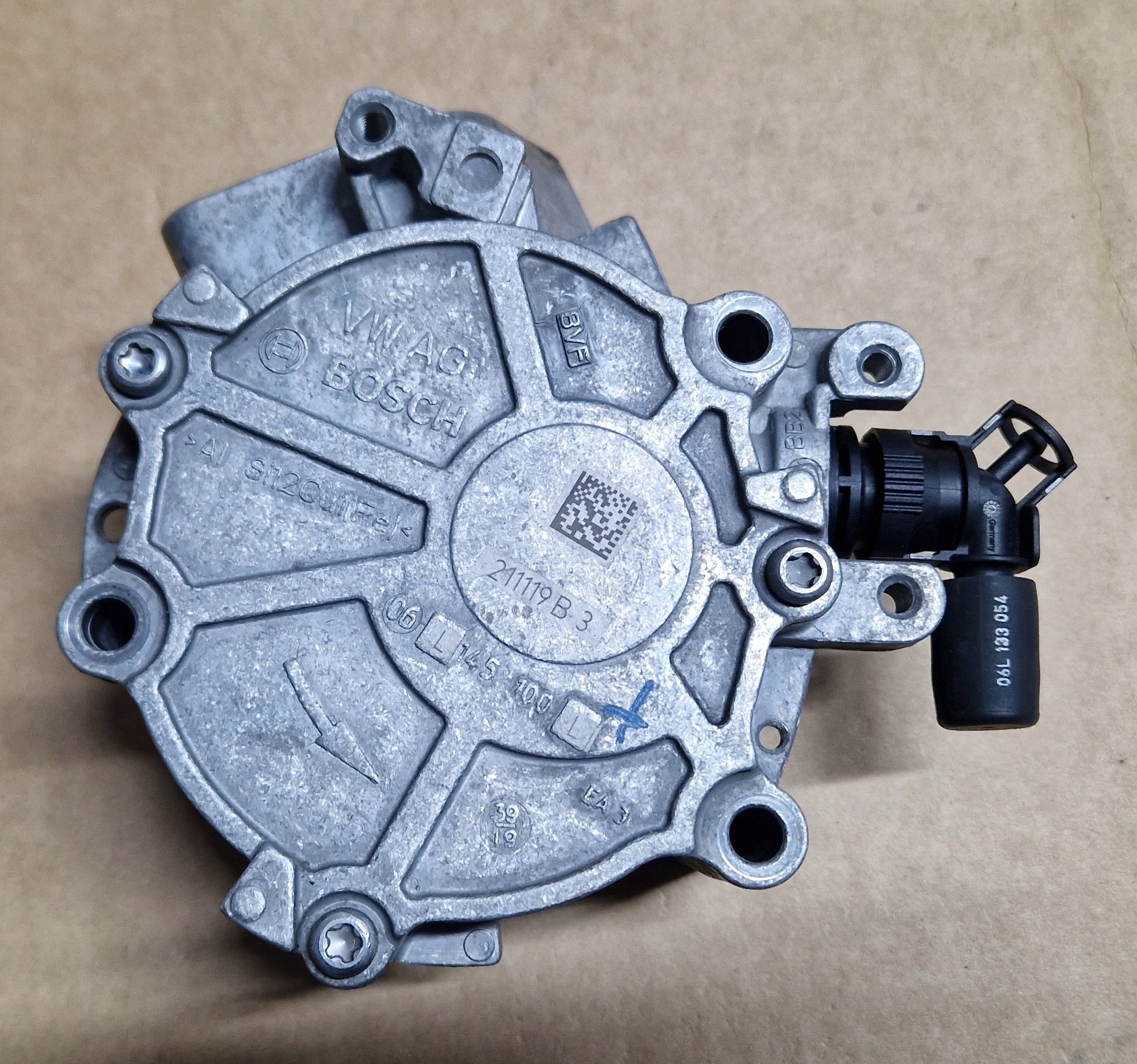 Pompa VACUM VW SKODA 06L145100L Originale IDEAL