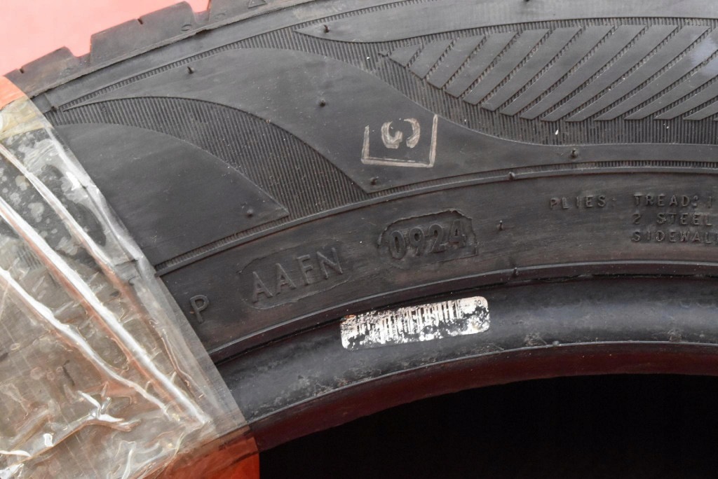 tyre tyres 2 SZT CEAT LATO 205/55/16 24R