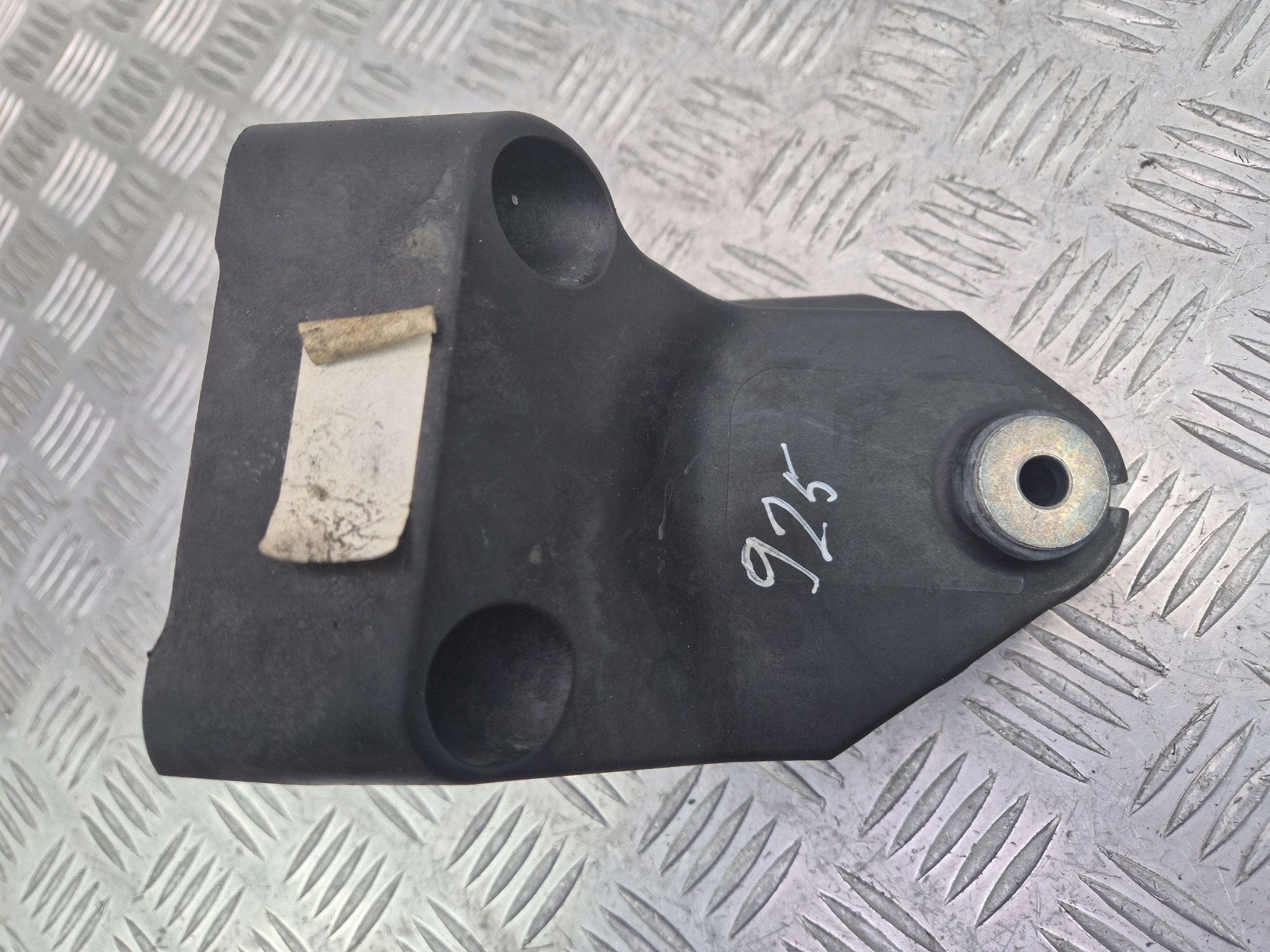 engine mount Mercedes 654920 E200d W213 A6542232200