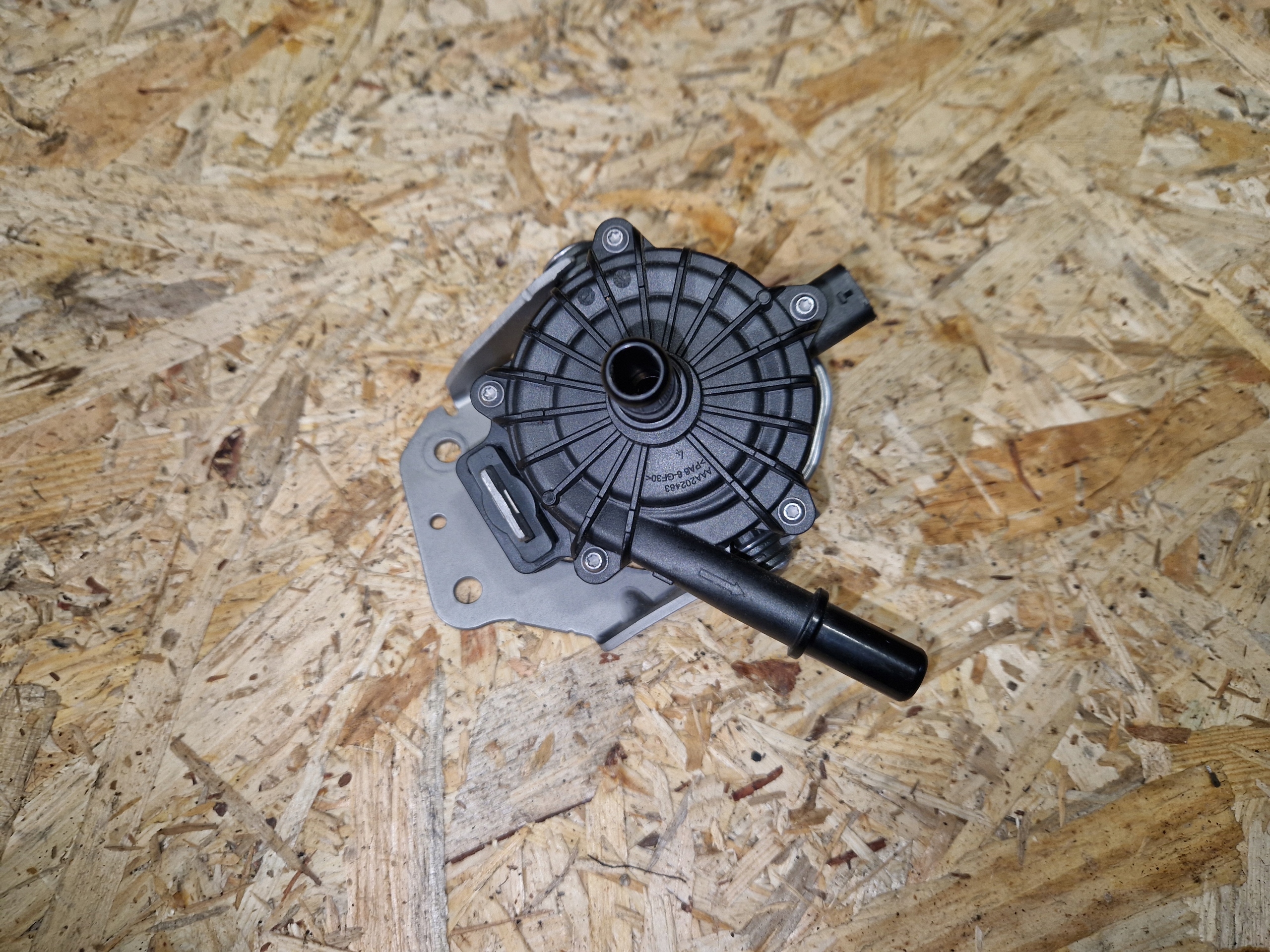 water pump RENAULT AUSTRAL RAFALE ESPACE 1.2 E-TECH 149413358R