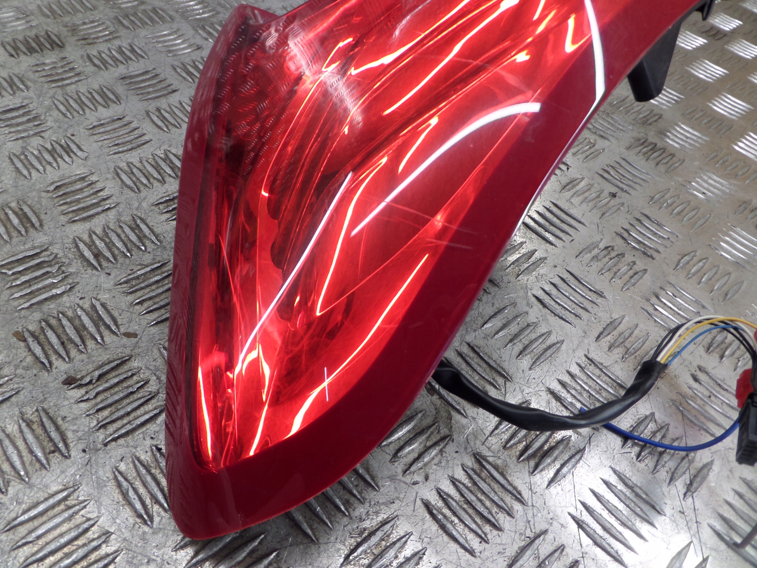 CITROEN DS5 LIFT light right rear part W fender