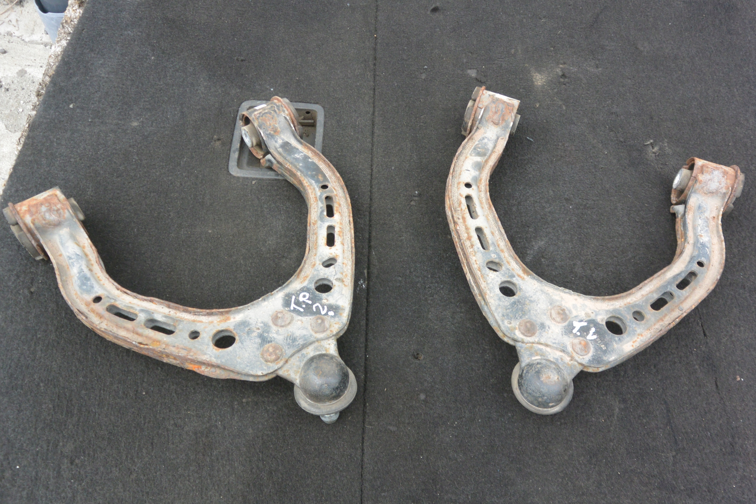 arm upper front right left TESLA S 12-16