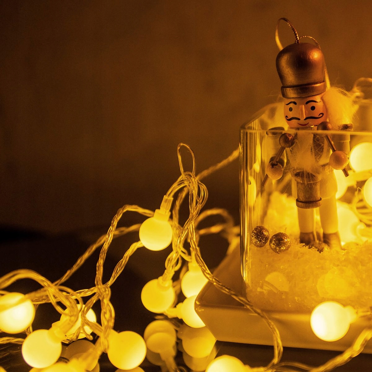 ŚWIATEŁKA LAMPKI ŚWIĄTECZNE KULECZKI LED CHOINKA Długość sznura 7.5 m