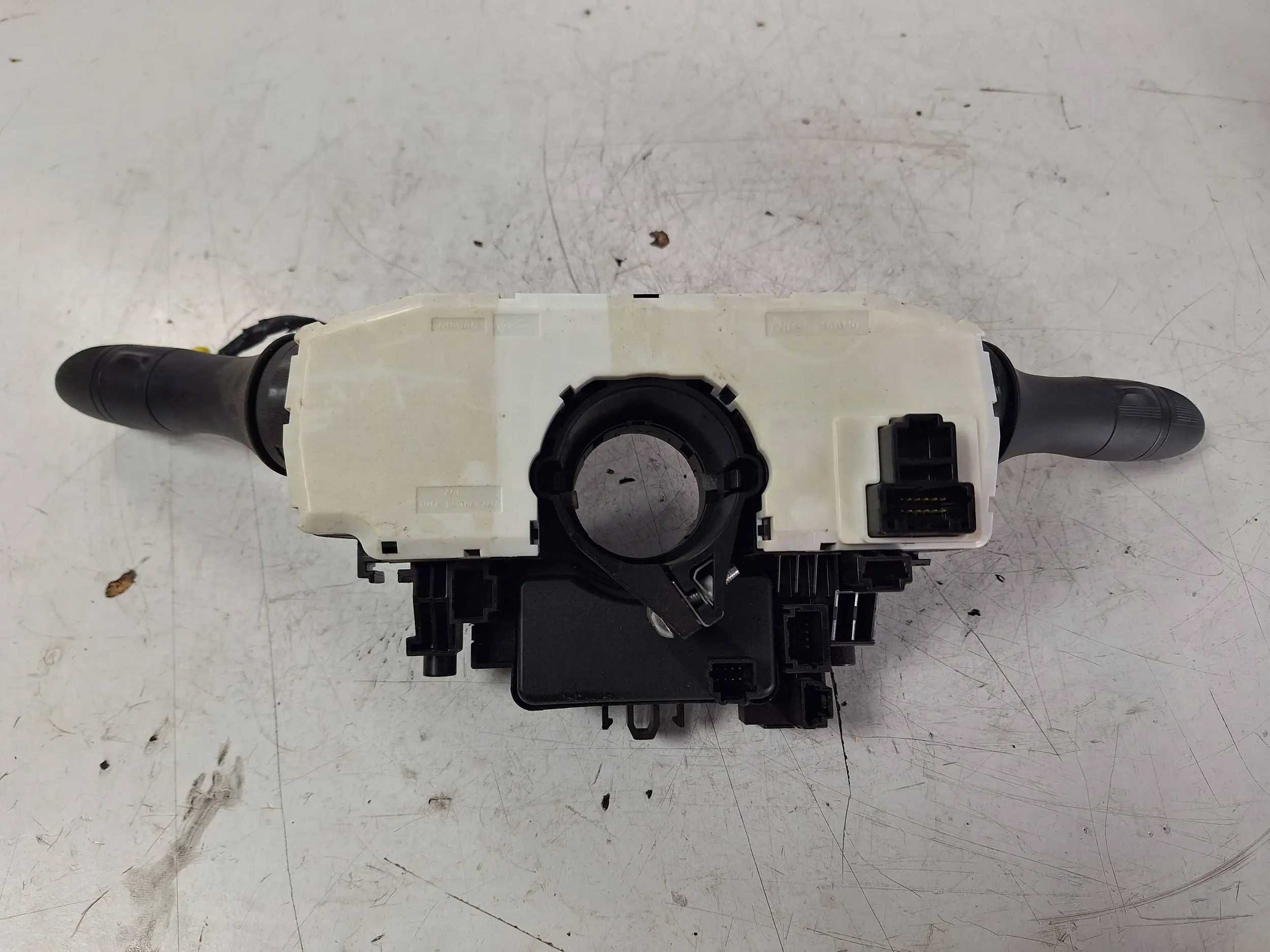 devio luci tergicristallo tergi devio luci devio 255544EA0A Nissan Qashqai J11 14