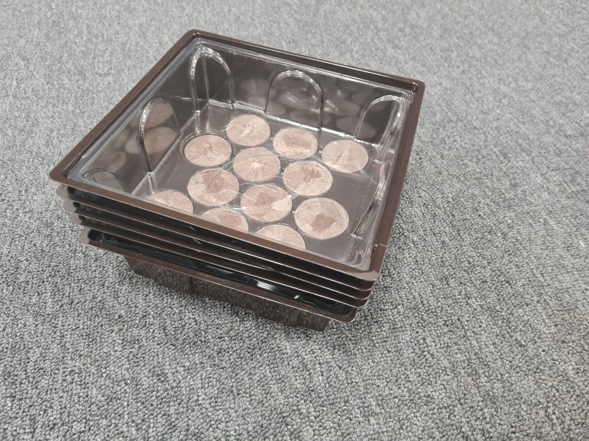 HappySeed 5 x Zestaw skrzynek rozsadowych z 60 granulkami kokosa Kod producenta GH