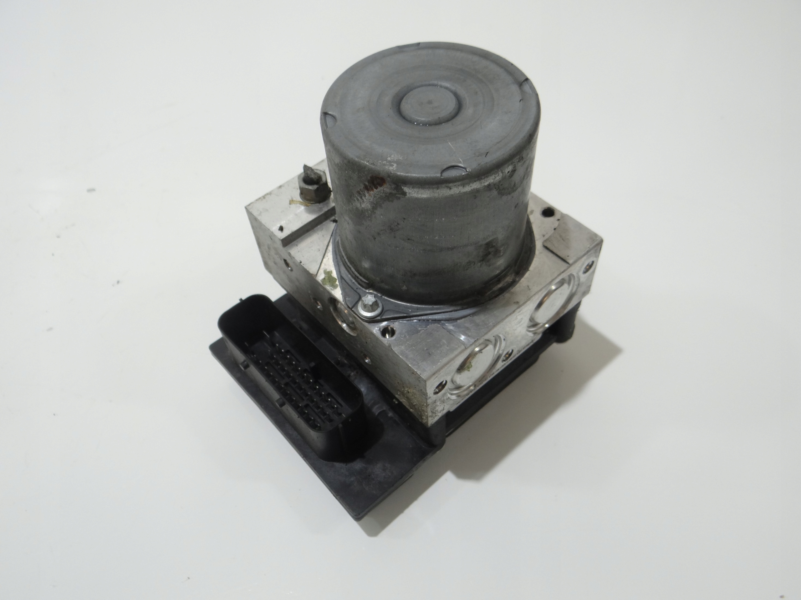 Servofreno ABS BMW X1 E84 N47 2.0D 6798989