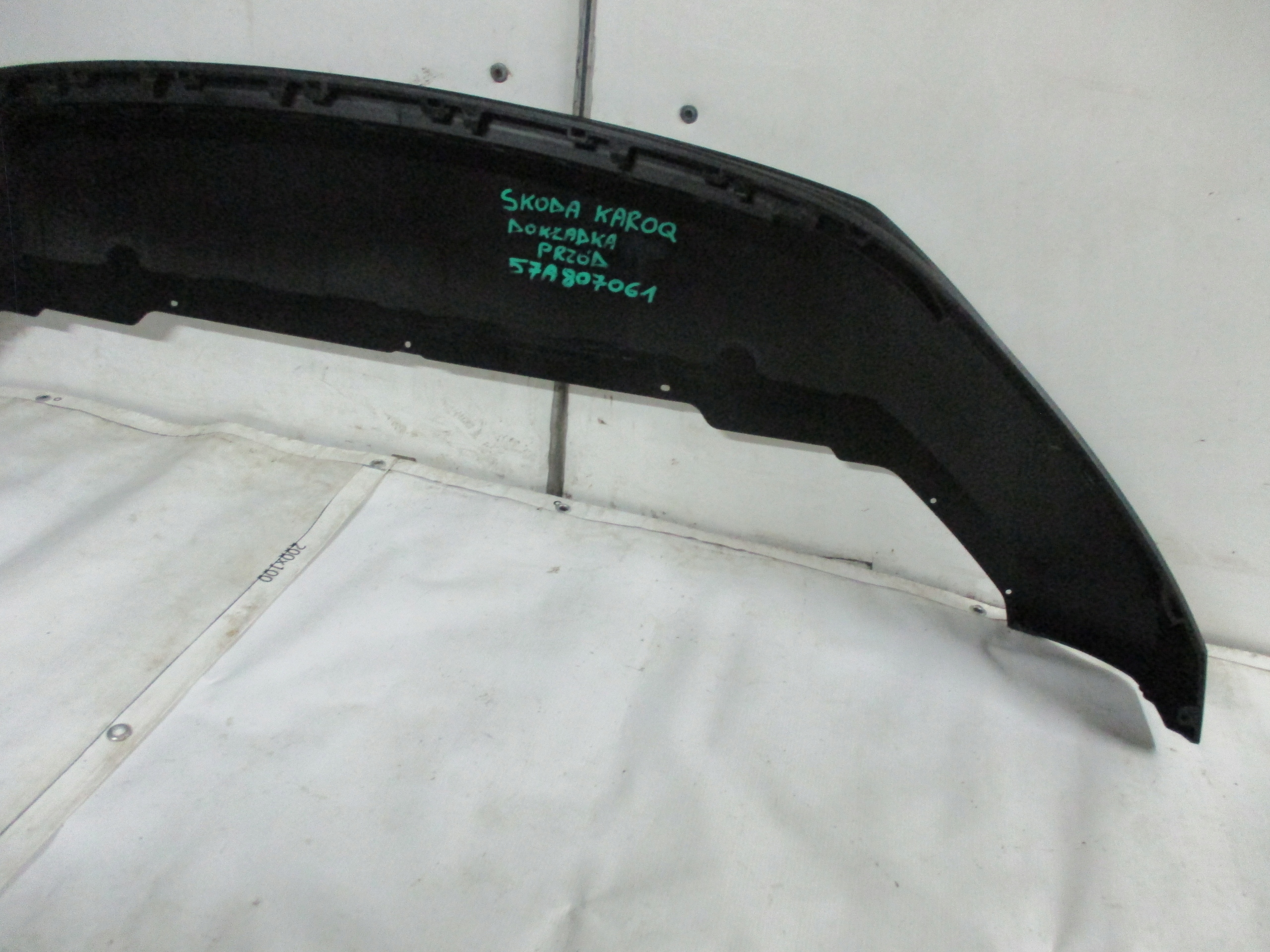 ACCESSORI PARAURTI ANTERIORE SKODA KAROQ 57A807061