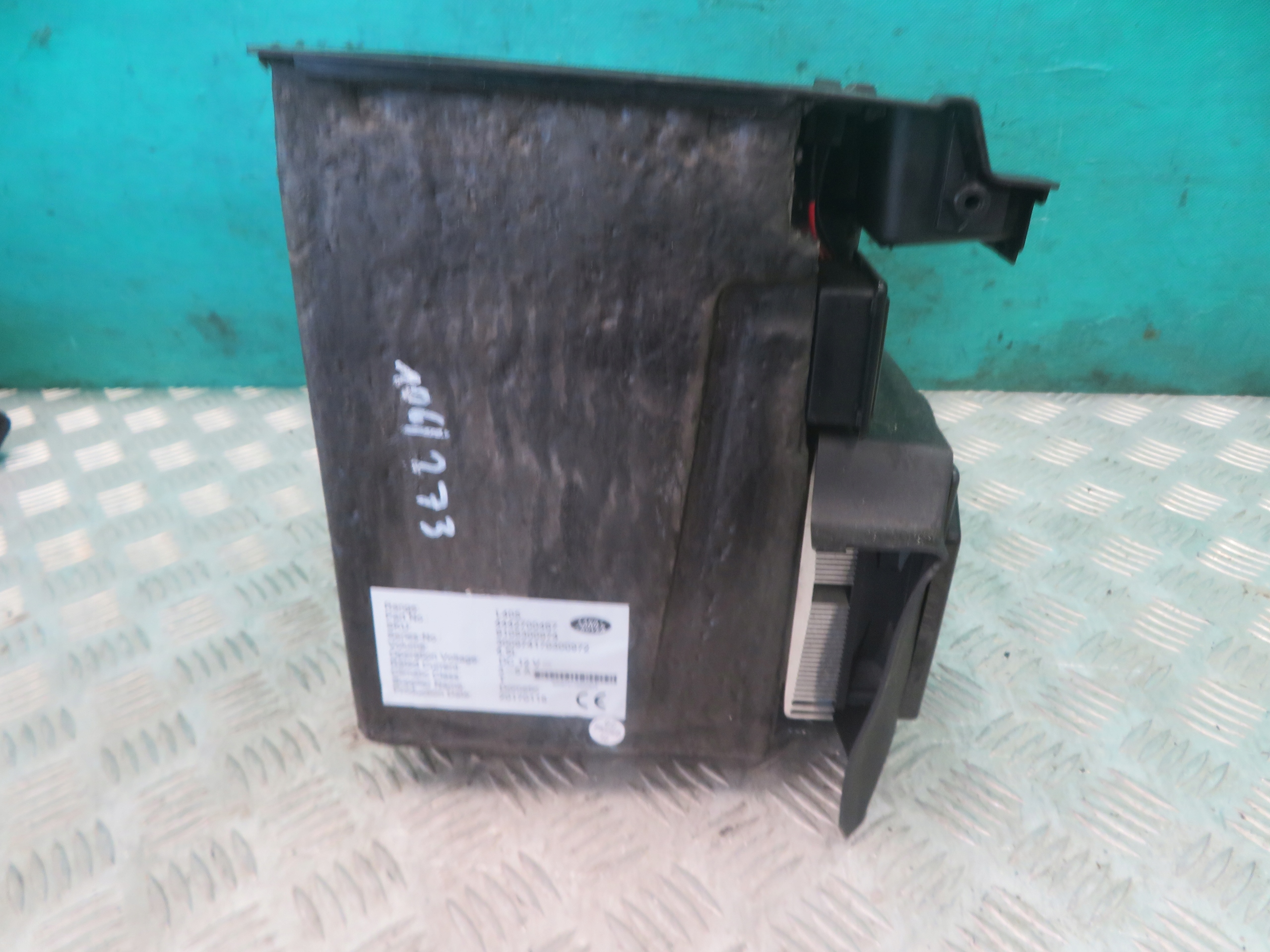 LODOWKA passenger compartment RANGE ROVER VOGUE L405 17R 4442700467