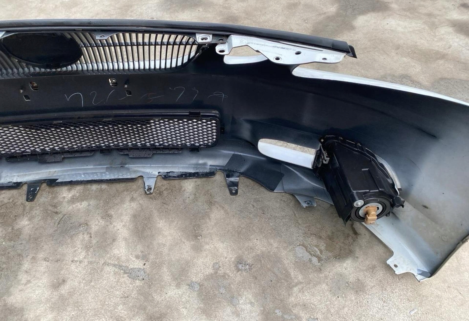 бампер передний lexus GS 300 2005-2008 oe 52119-30671