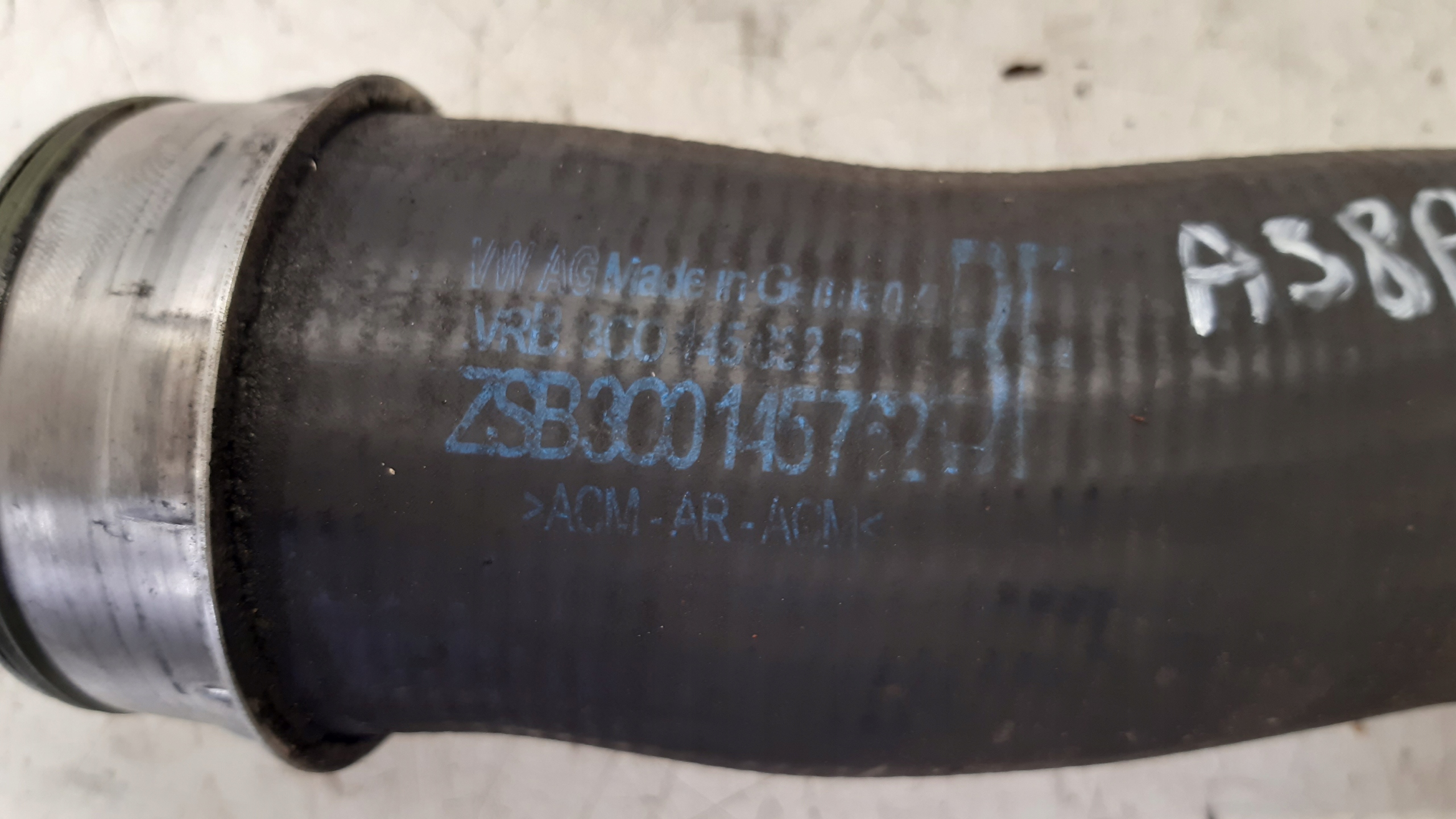 vedení intercoolera 3C0145862D Audi A3 8P