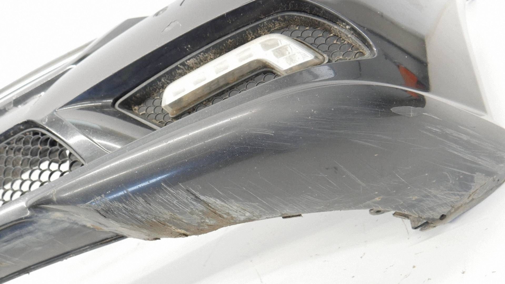 bumper front front complete MERCEDES W207 LAKIER 197